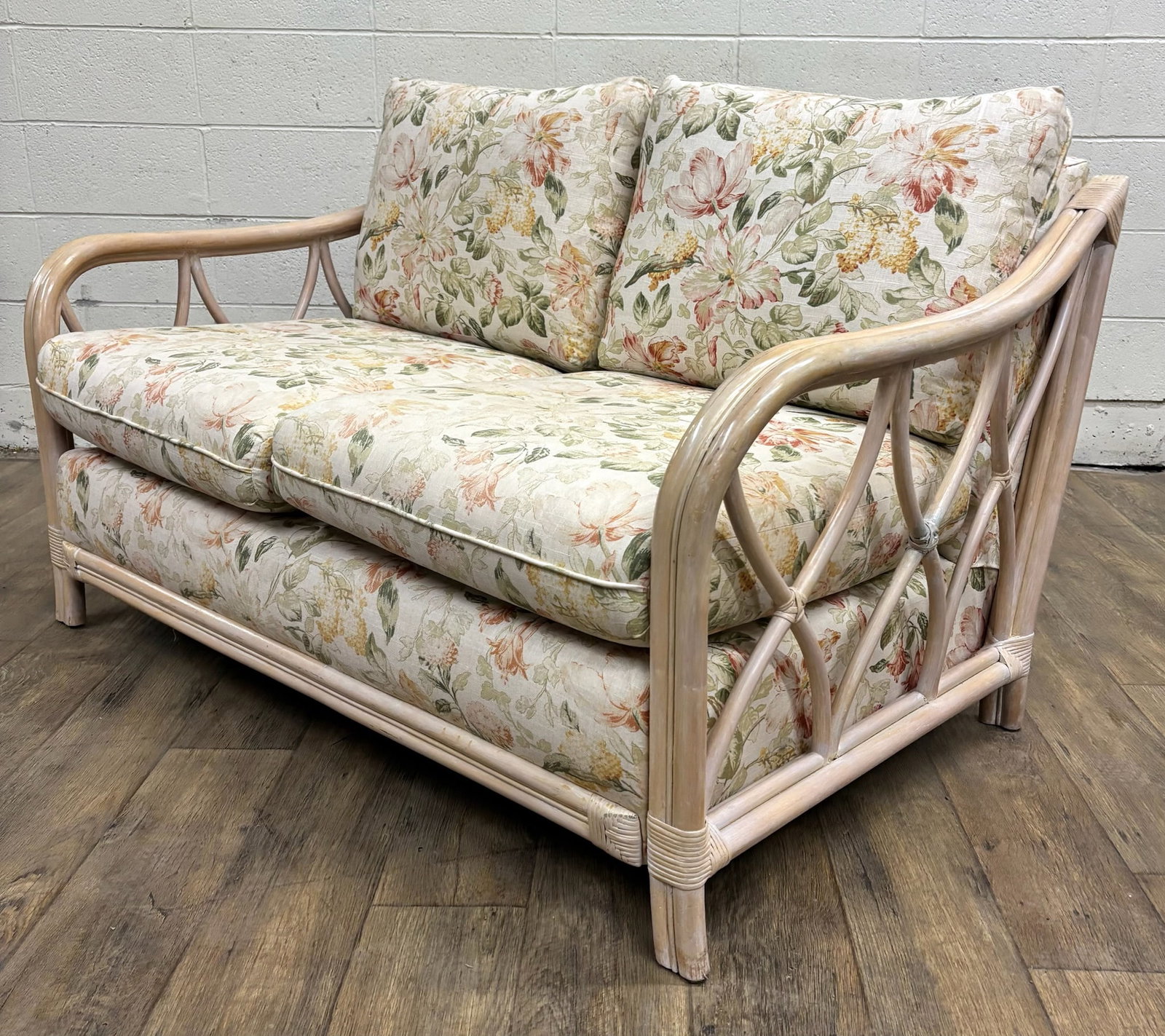 Vintage MCM Ficks Reed Style Organic Coastal Boho Style Rattan Loveseat Settee - 3