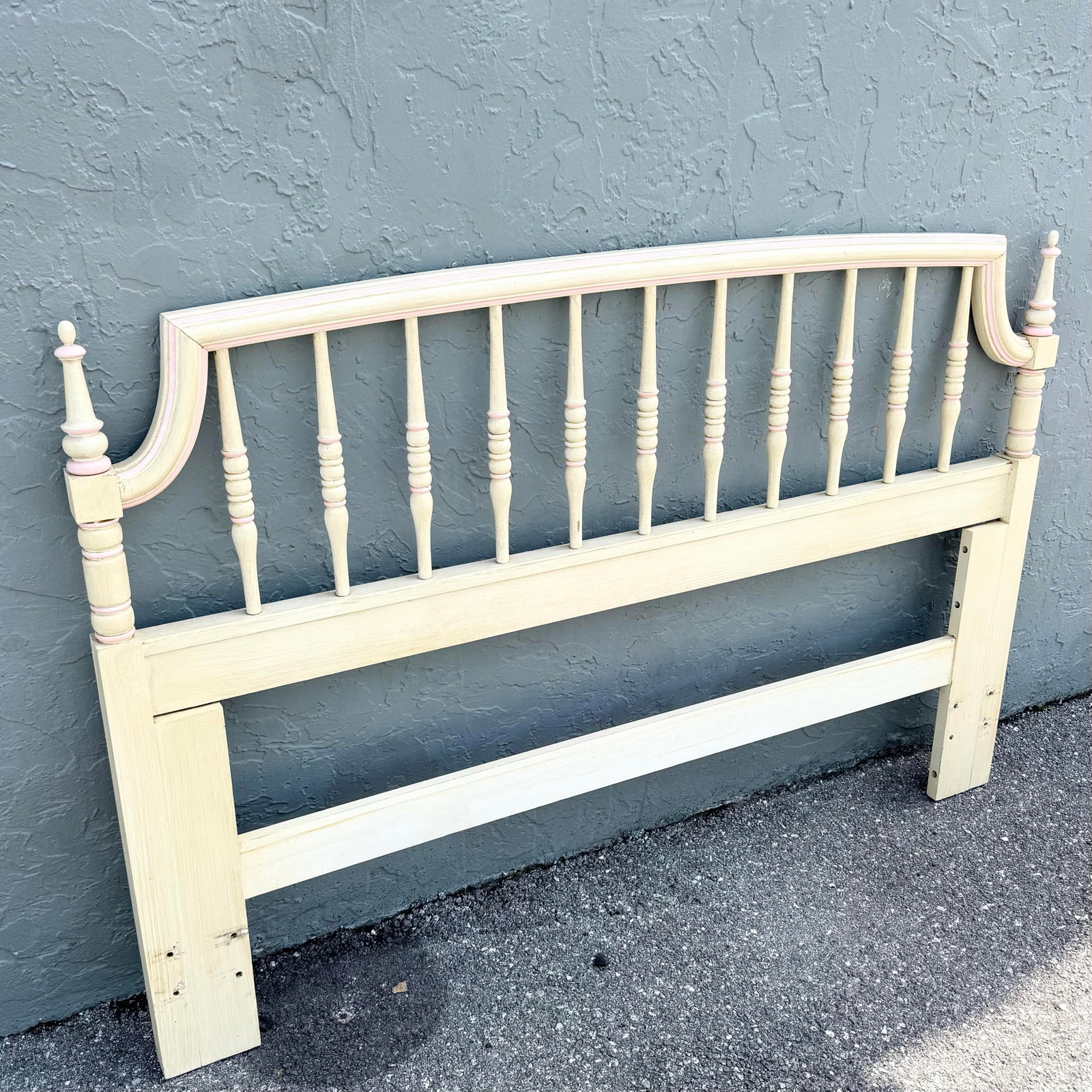 Vintage Coastal Cream and Pink Queen Size Headboard by Thomasville - 2