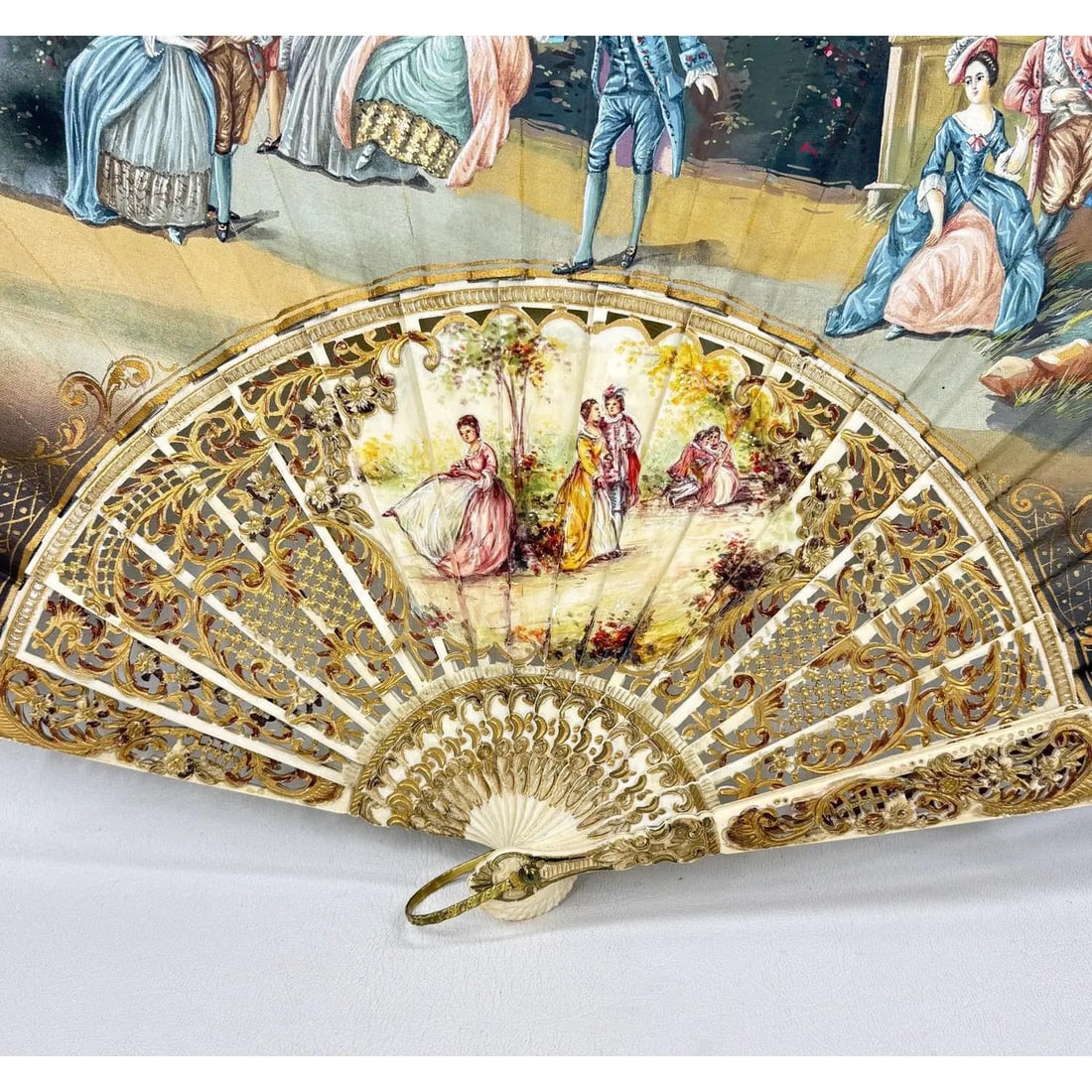 Late 19th Century Signed J Billvas Hand Painted Silk Fan in Original Simon Loscertales Bona Roma Box - 4