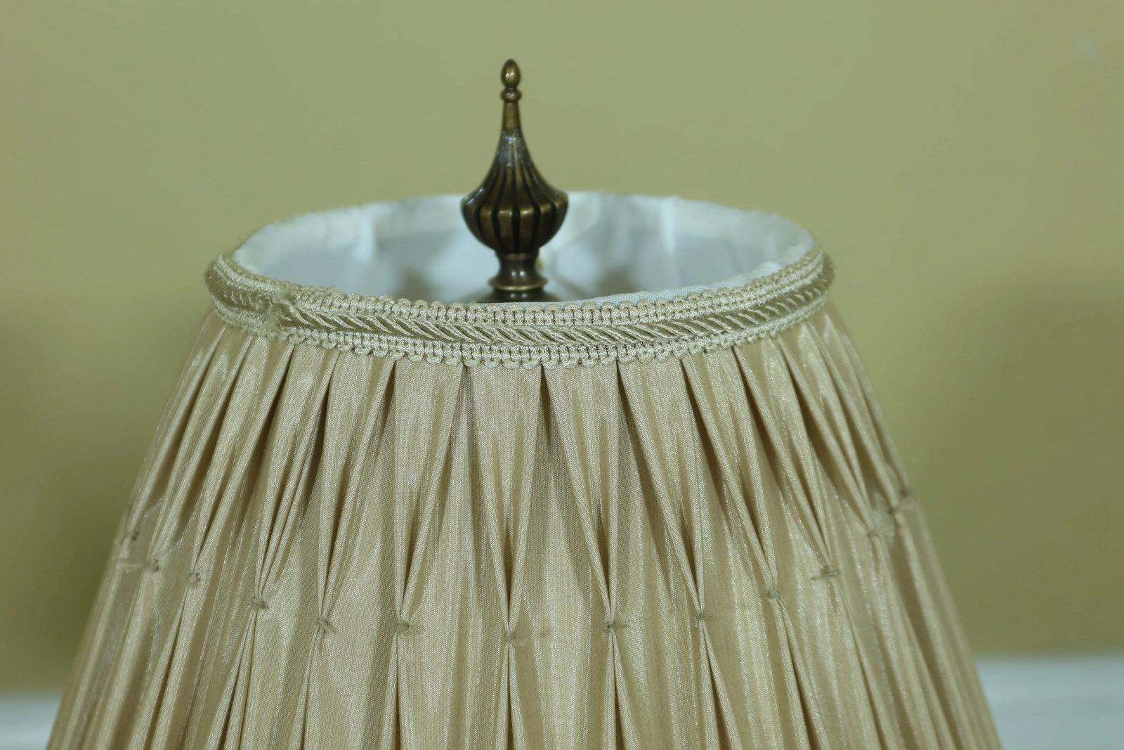 Pair Concord Simone Porcelain Decorative Table Lamps - 9