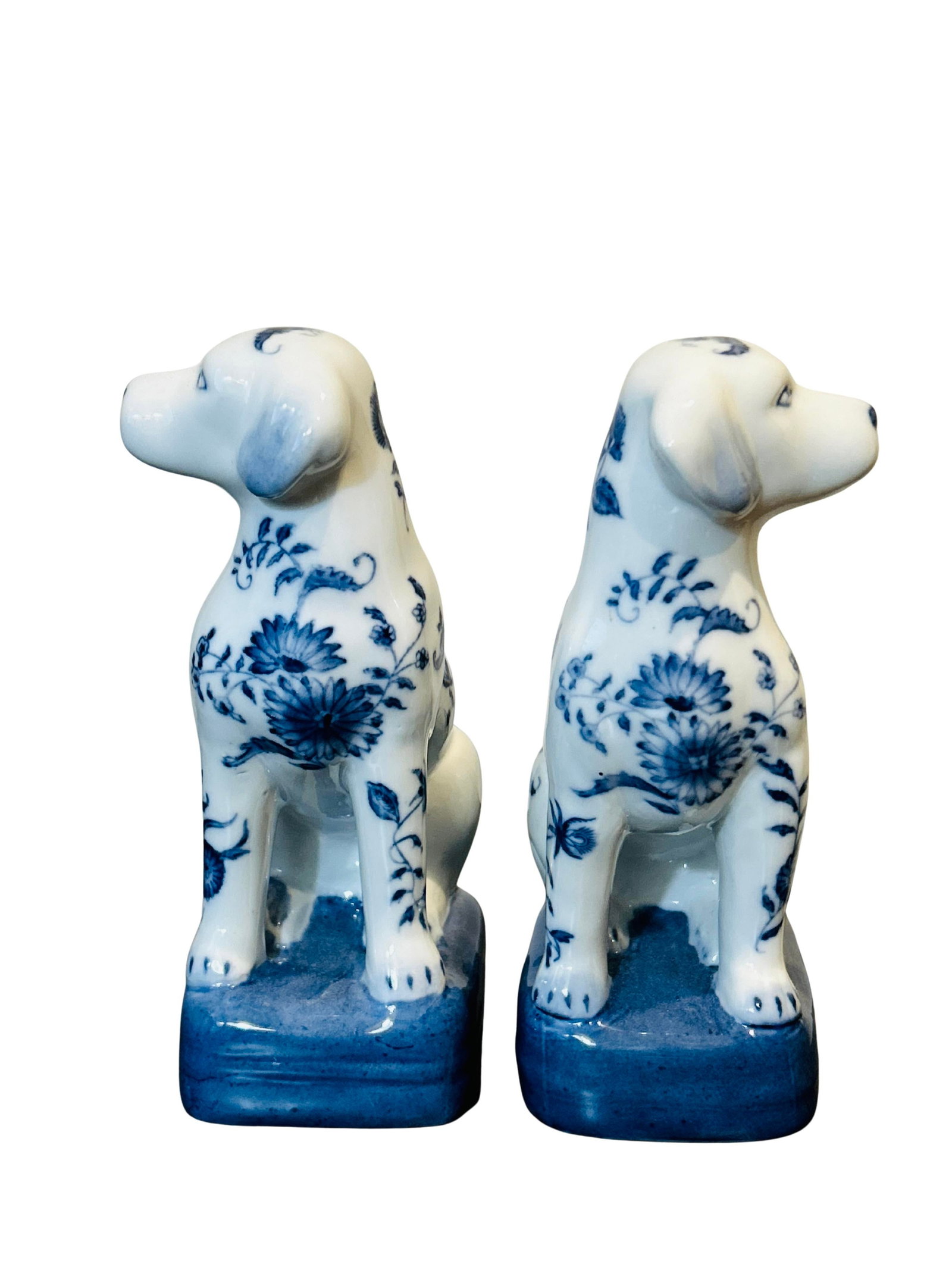 Pair Vintage Wong Lee Blue & White Porcelain Staffordshire Dog Figurines - Wl 1895 Hand-Painted Flor - 8