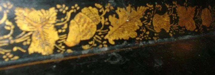 1810 English Regency Gilt Penwork Tole Tray - 3