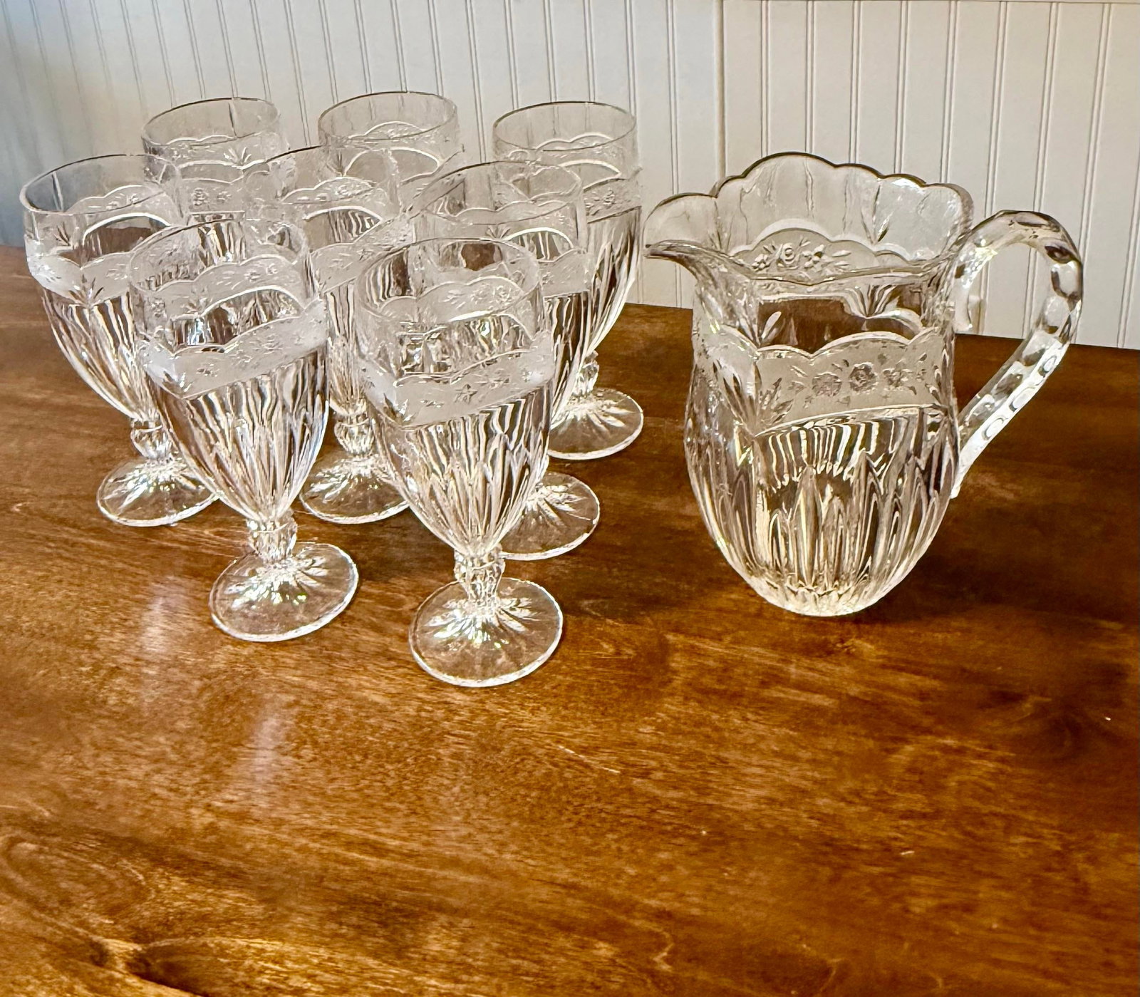 Oneida "Southern Garden" Set of Pitcher and Eight Glasses - 9pcs - 2
