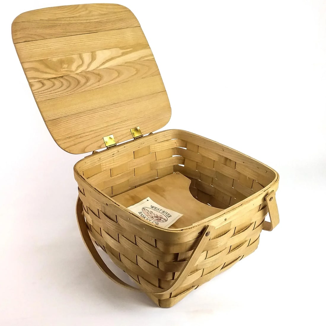 Vintage West River Picnic Basket - 6