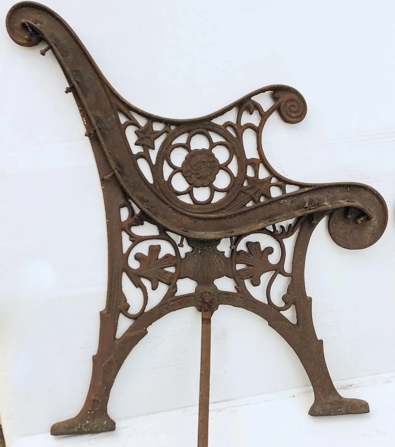 Vintage Cast Iron Garden Bench With Carved Side End Pieces - 4