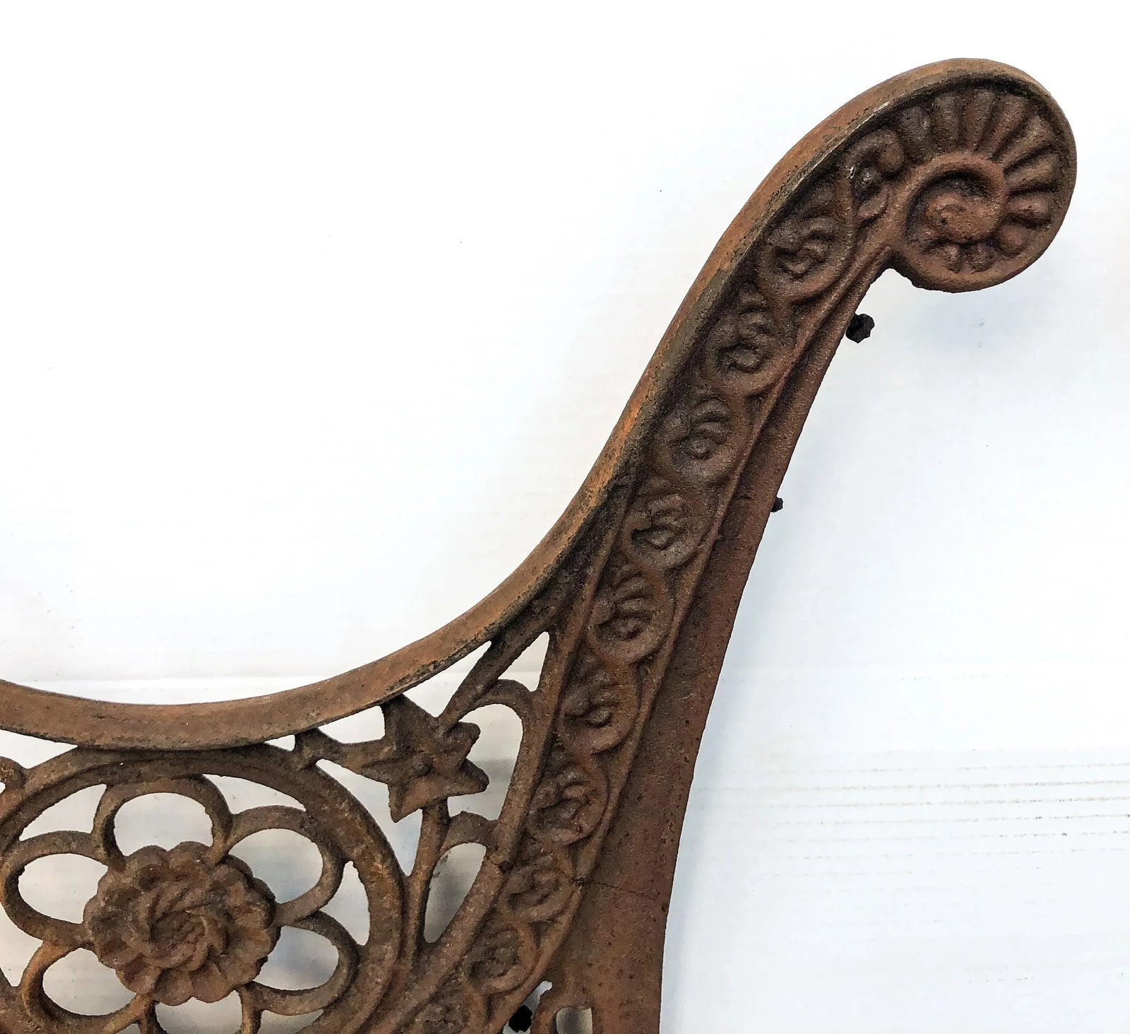 Vintage Cast Iron Garden Bench With Carved Side End Pieces - 6