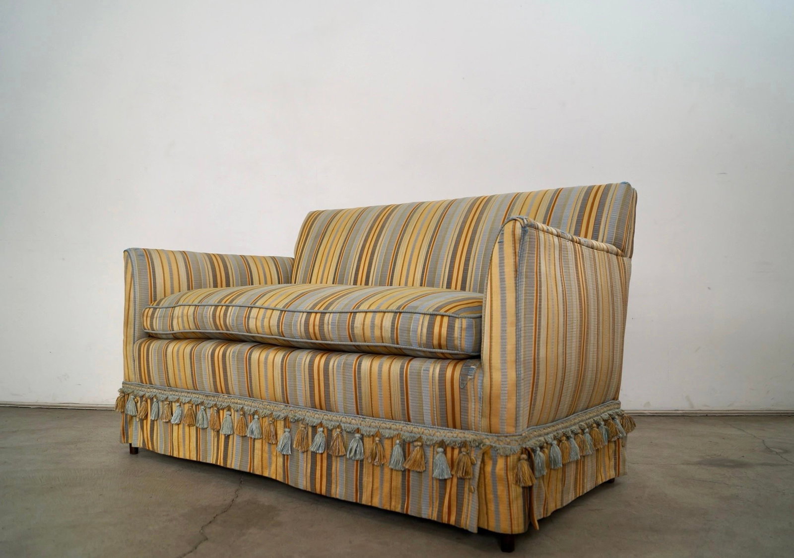 1940's Hollywood Regency Settee Loveseat - 4