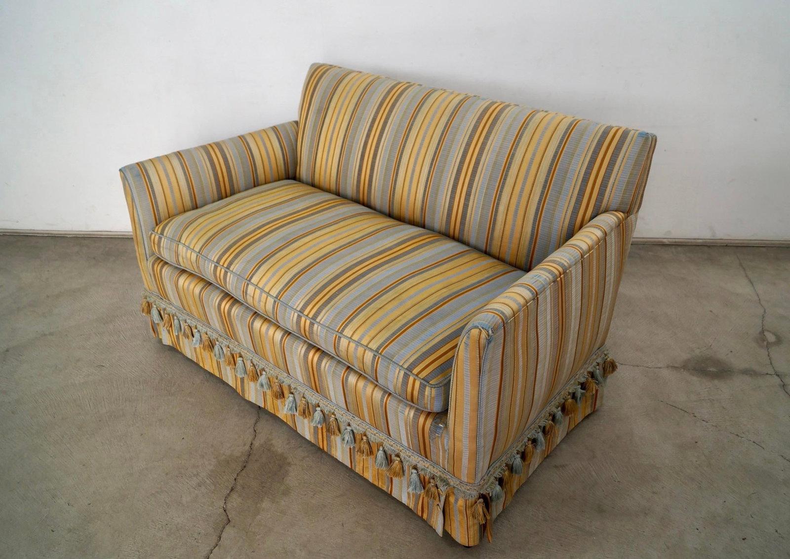 1940's Hollywood Regency Settee Loveseat - 5