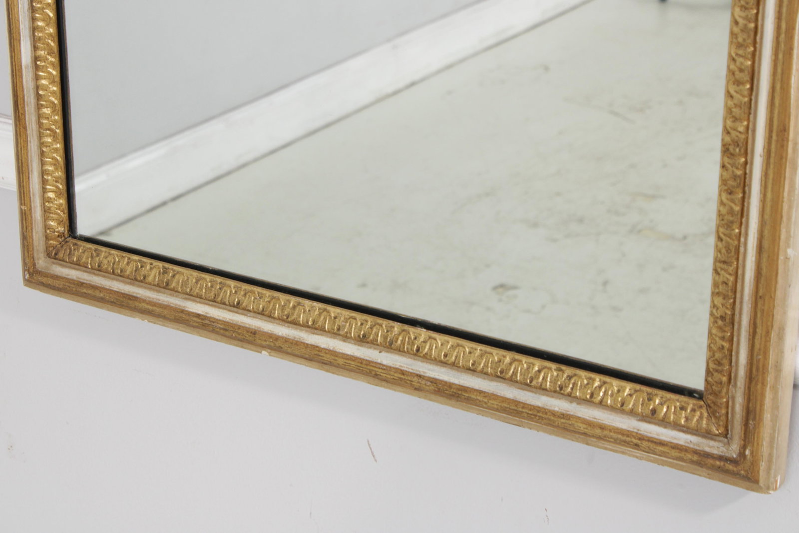 French Louis XV Style Trumeau Decorator Mirror - 5