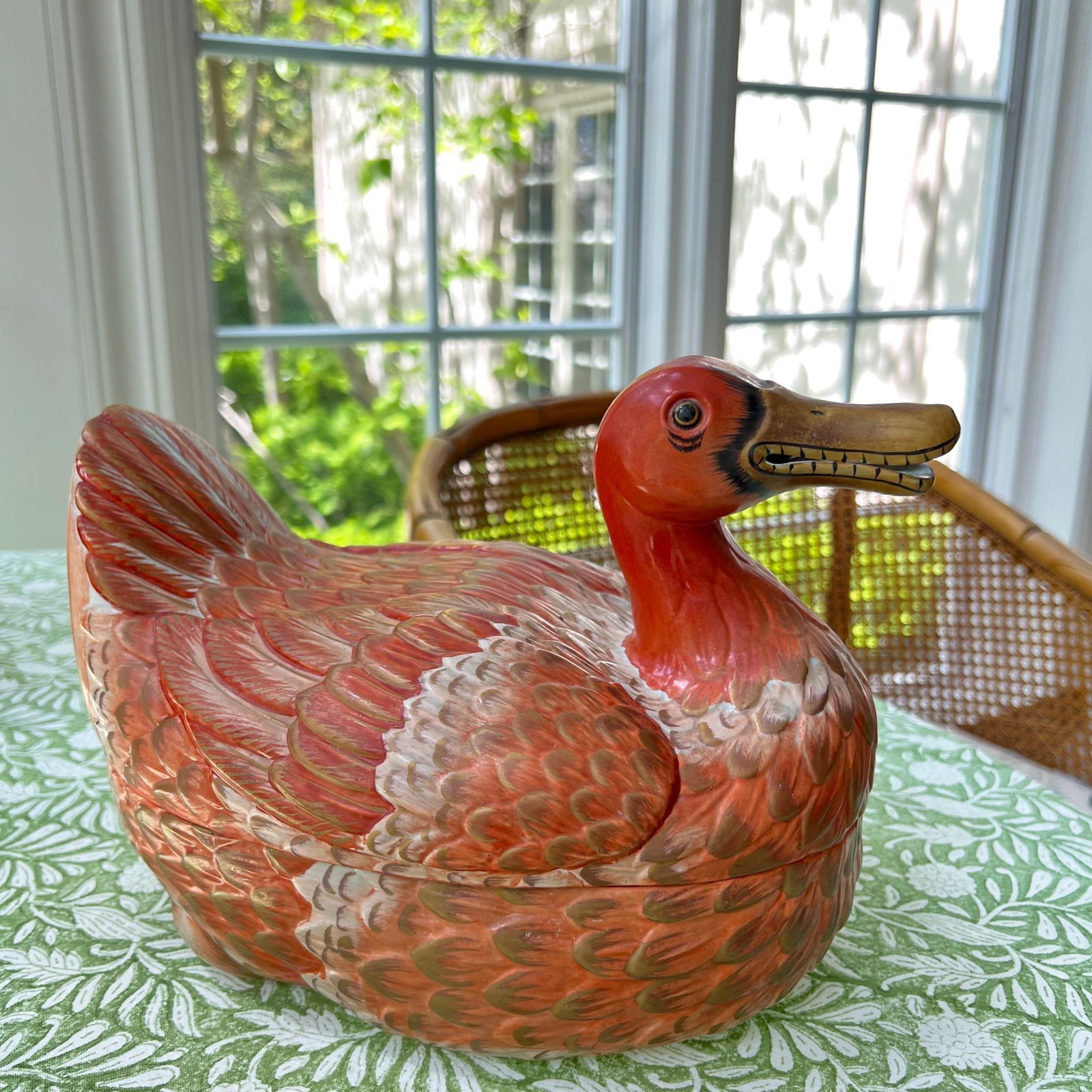 Mottahedeh Lowestoft Reproduction Peking Duck tureen // Chinoiserie duck // hand-painted // Made in - 3
