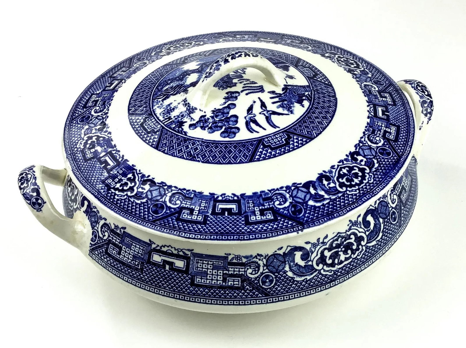 Vintage Covered Porcelain Casserole Dish Blue Willow Empress Design - 3