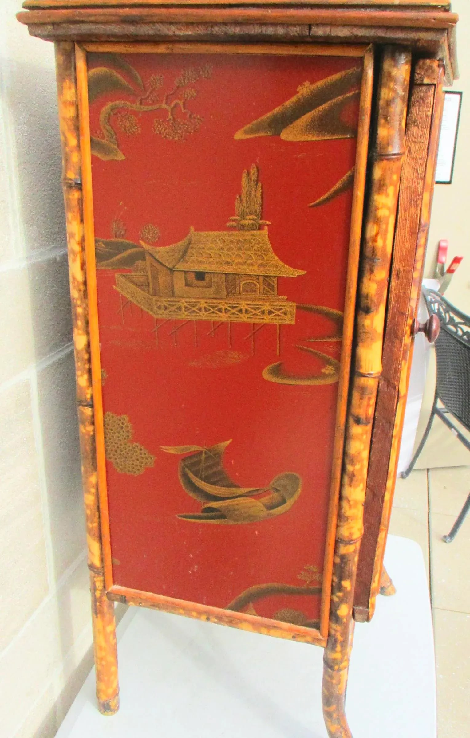 Japanned Lacquer and Bamboo Cabinet English 19th Century - 2