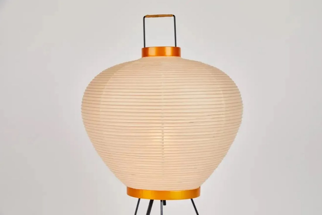 Akari Model 3a Light Sculpture by Isamu Noguchi - 2