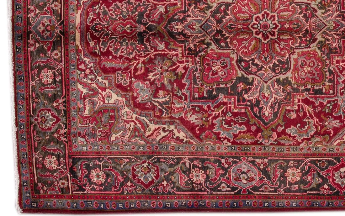 Vintage Persian Heriz Handmade Ruby-Red Floral Wool Rug - 3