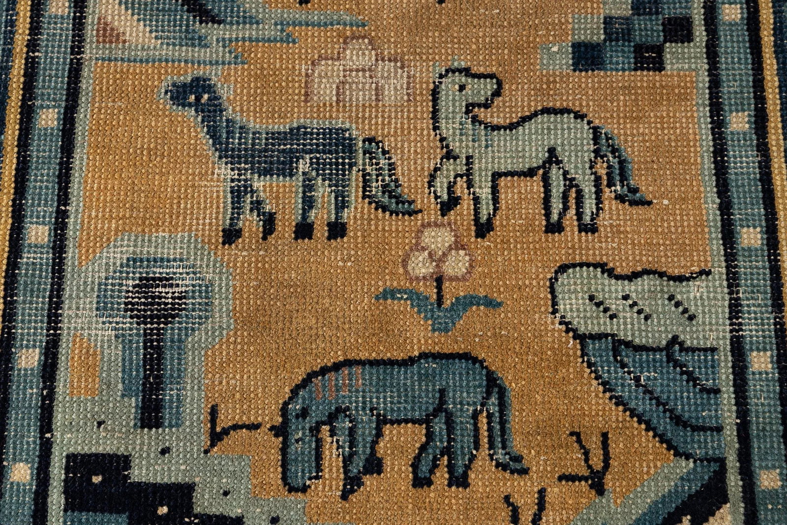 Vintage Chinese Beige Handmade Art Deco Wool Rug - 2