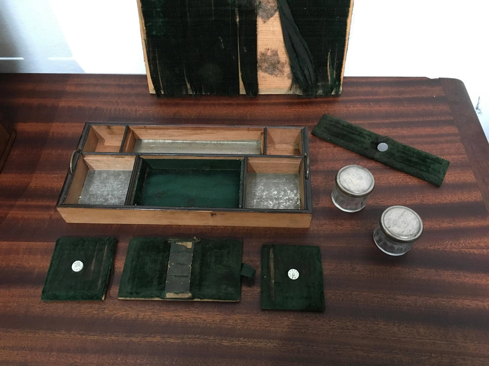 Victorian English Rosewood Gentleman's Dressing Box With Cut Crystal Bottles & Secret Compartment, C - 9