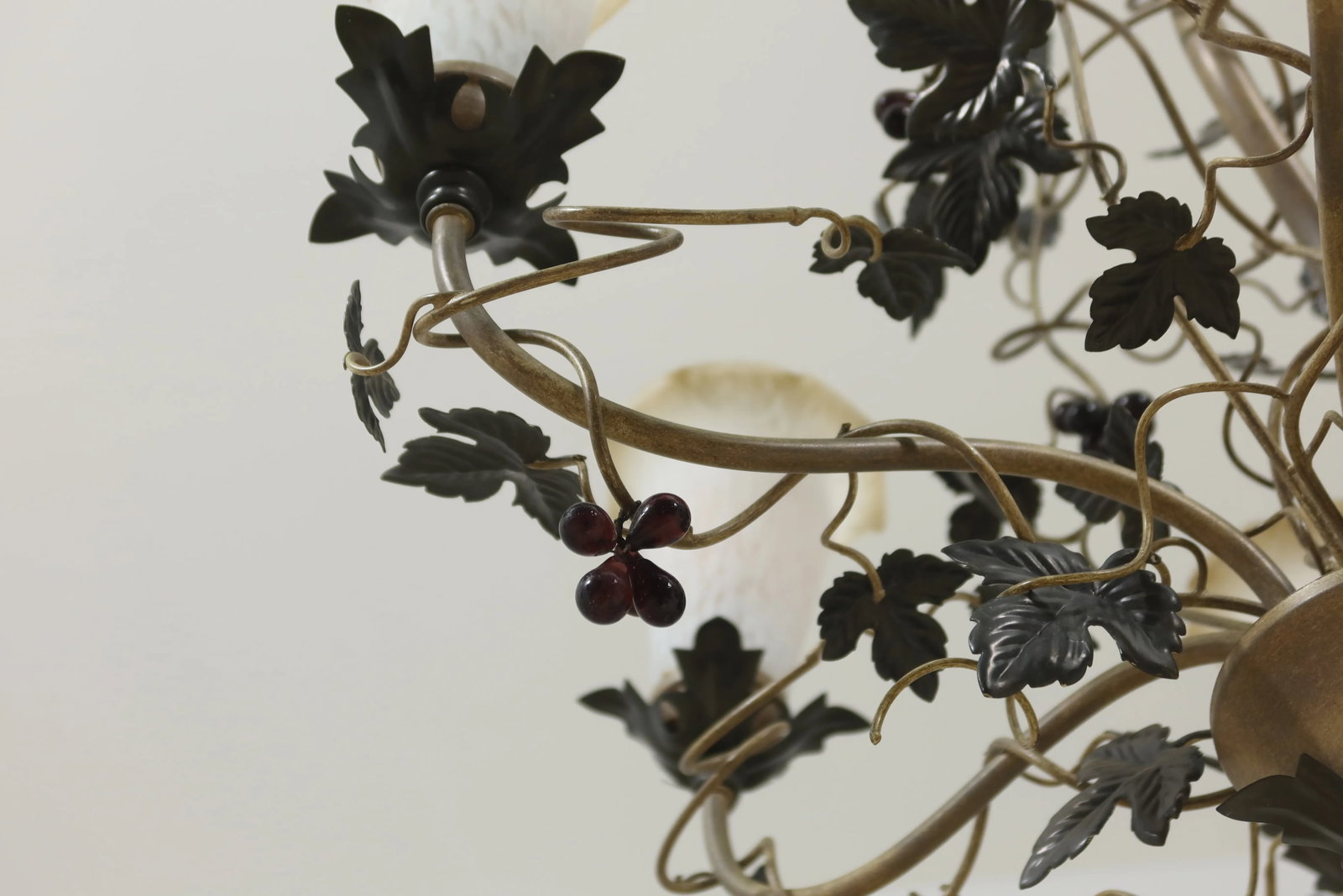 Grapevine Design 6 Light Toleware Chandelier - 10