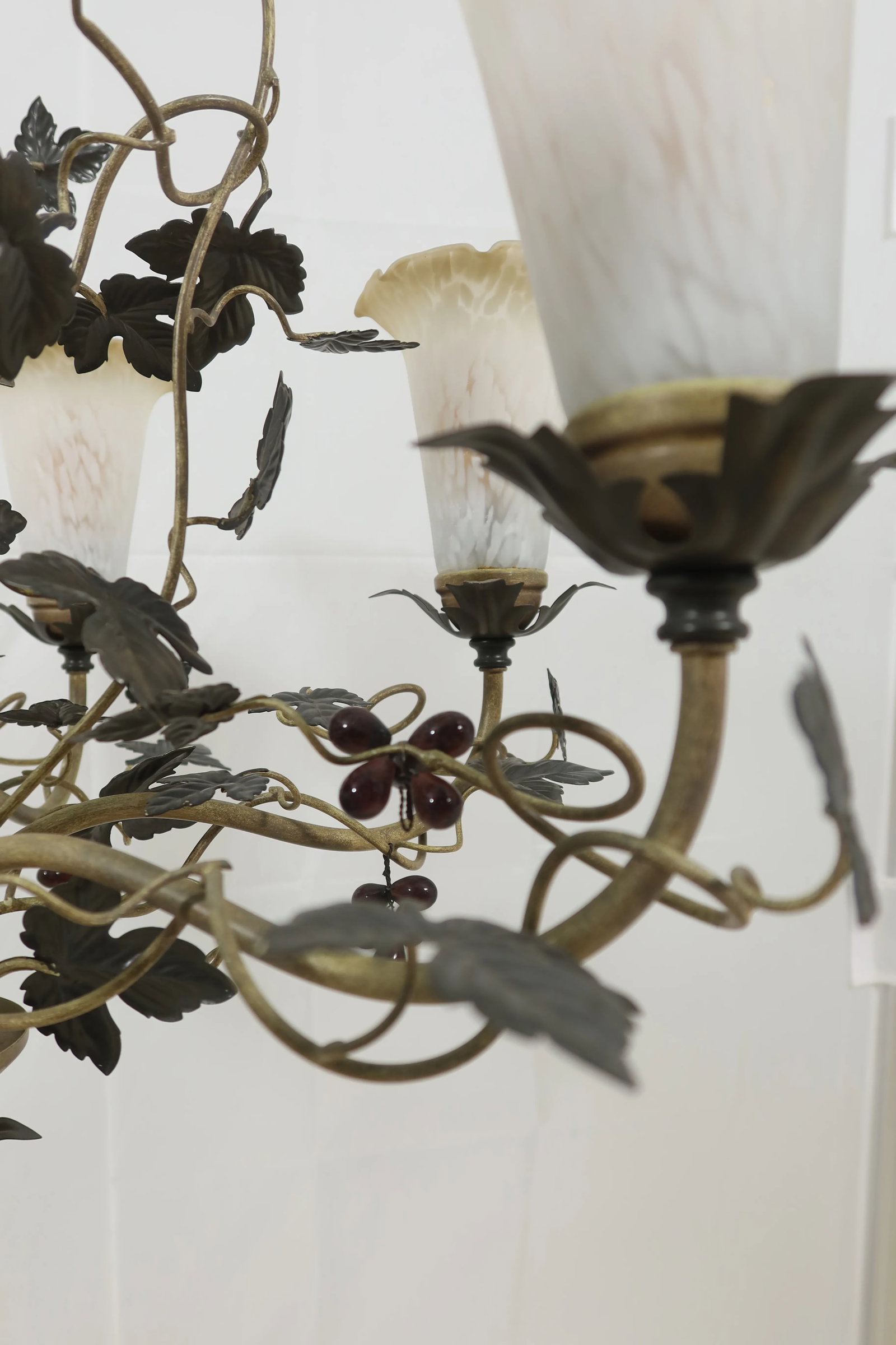 Grapevine Design 6 Light Toleware Chandelier - 8