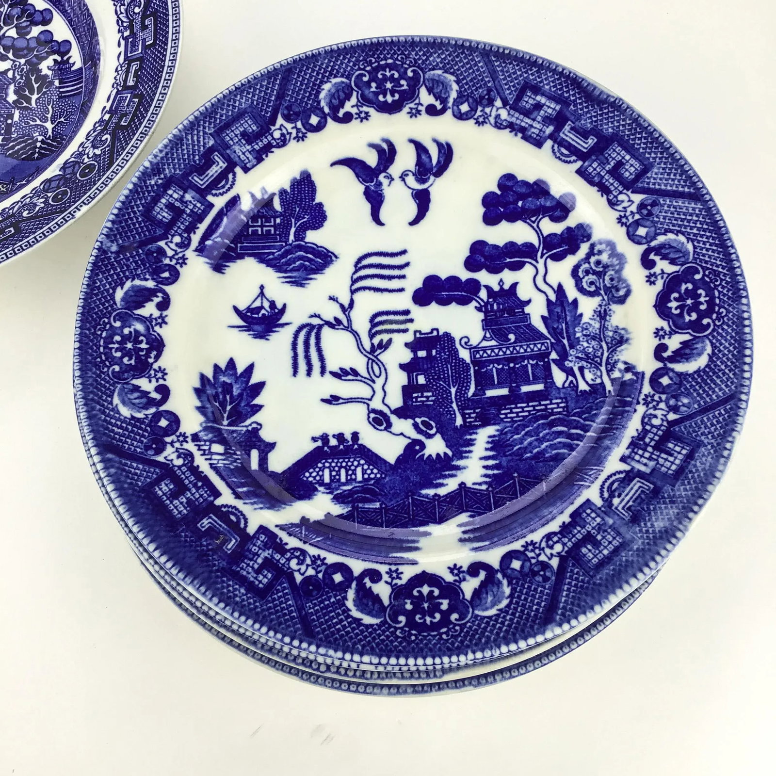 Set of 5 Vintage Willow Pattern Dishes - 2