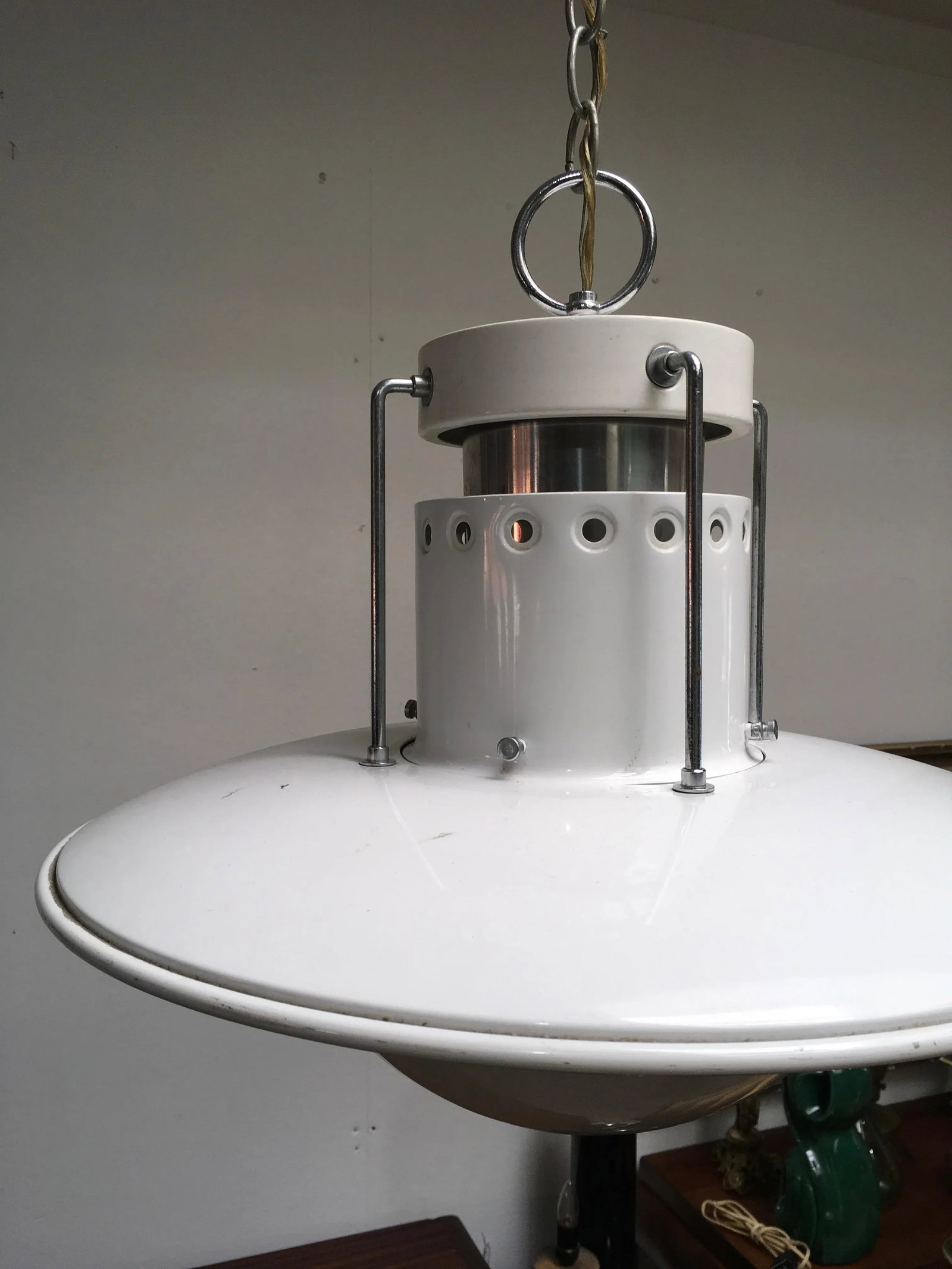 1980s Forecast Lighting Postmodern Pendant Chandelier, Los Angeles, White & Chrome - 7