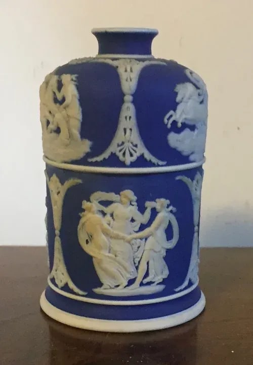 Antique 19th Century Wedgwood Jasperware Neoclassical Vesta Candle Holder - 2