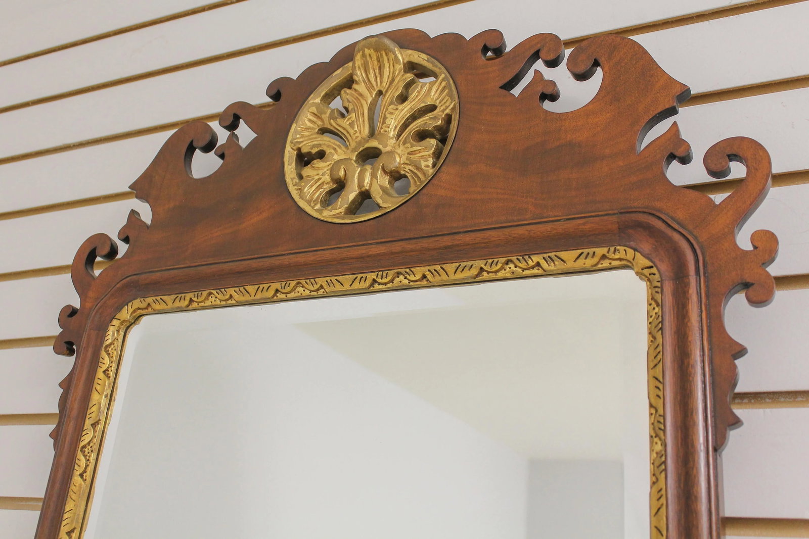 Henkel Harris Chippendale Model H-10 Mahogany Mirror - 5