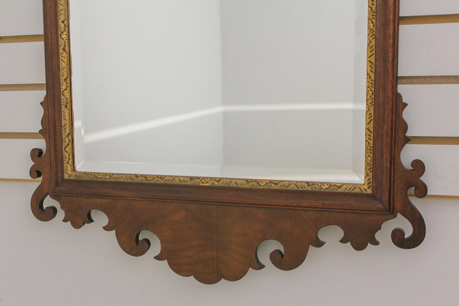 Henkel Harris Model H-10 Chippendale Mahogany Mirror - 4
