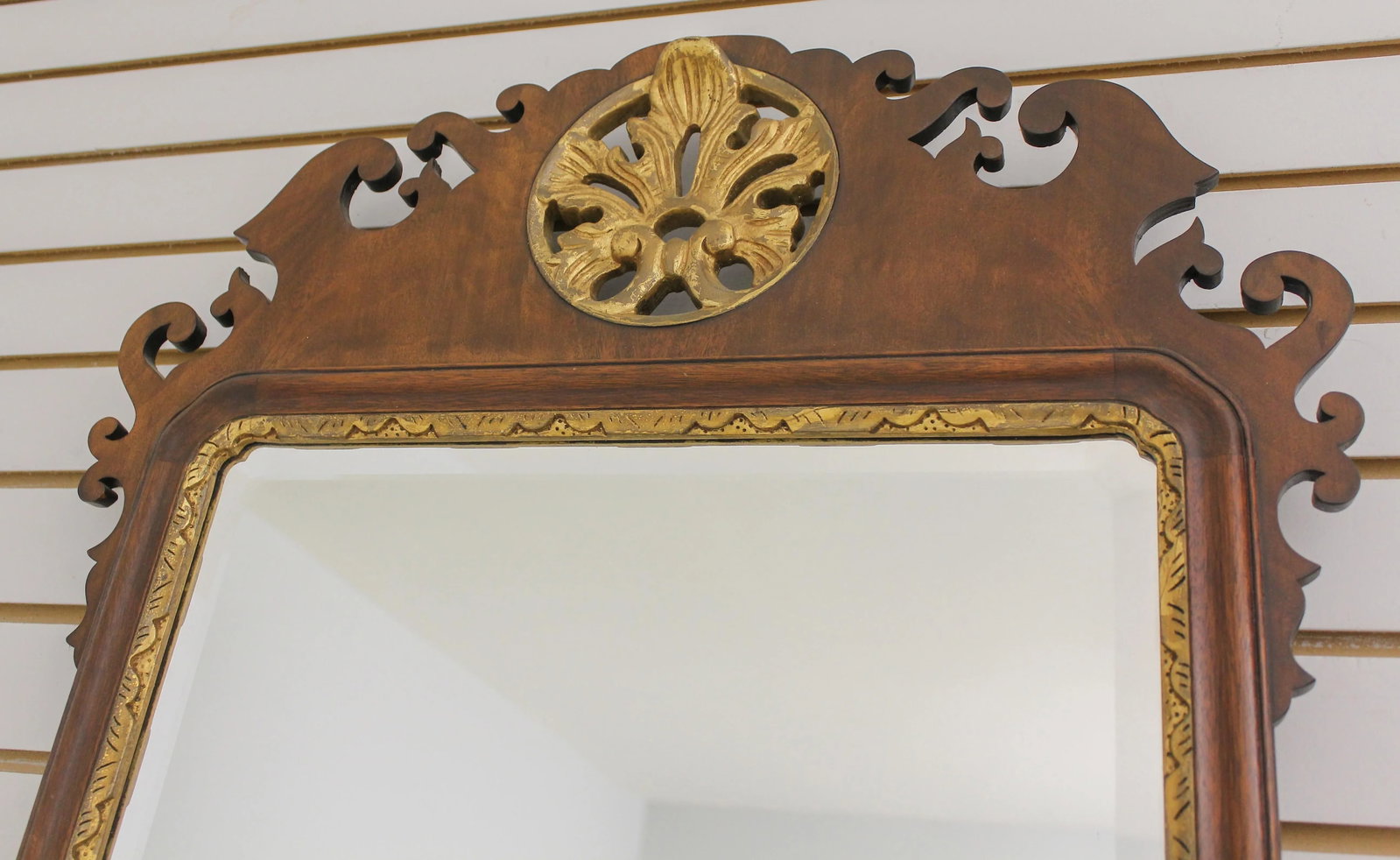 Henkel Harris Model H-10 Chippendale Mahogany Mirror - 6