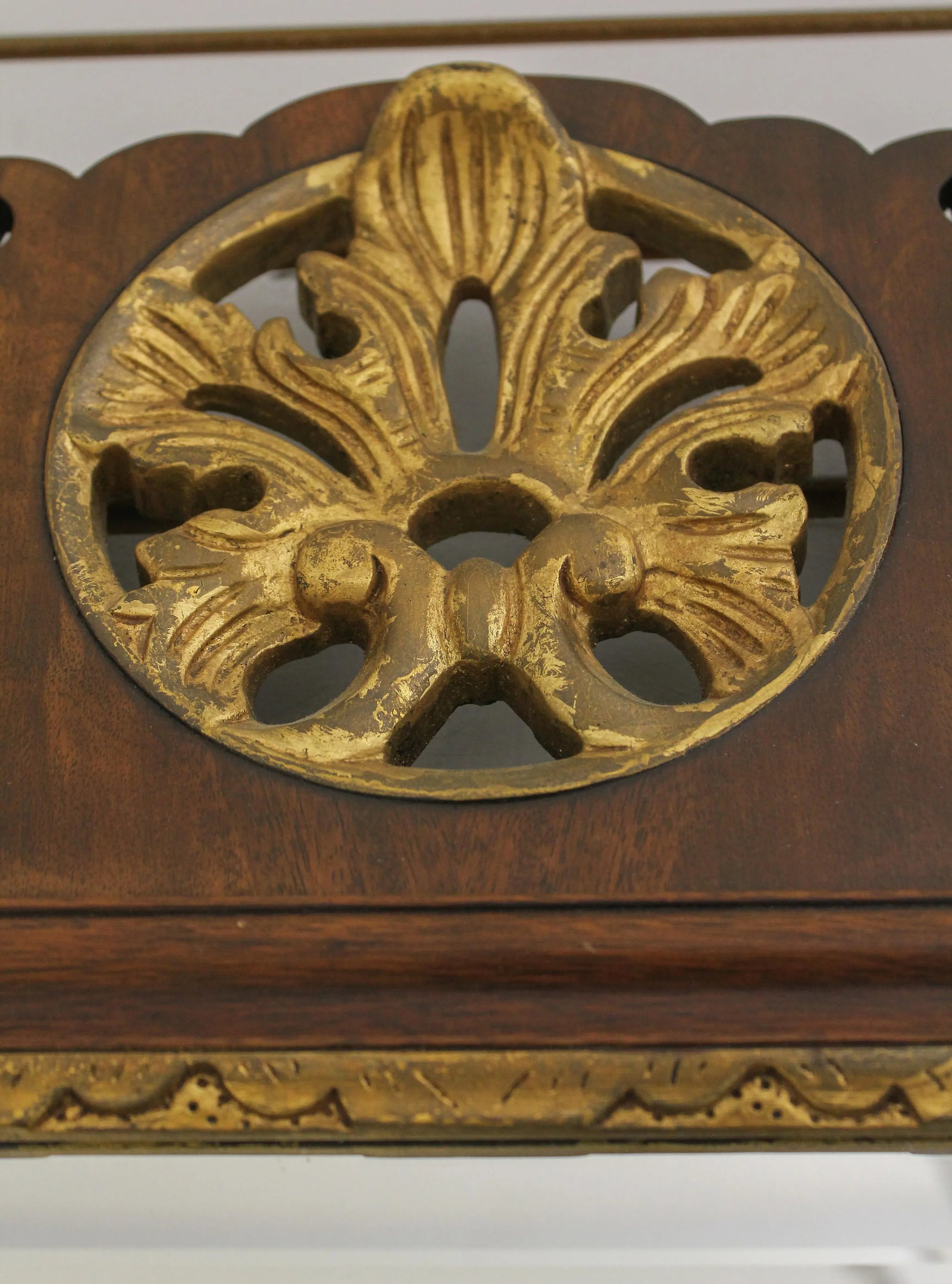 Henkel Harris Model H-10 Chippendale Mahogany Mirror - 9
