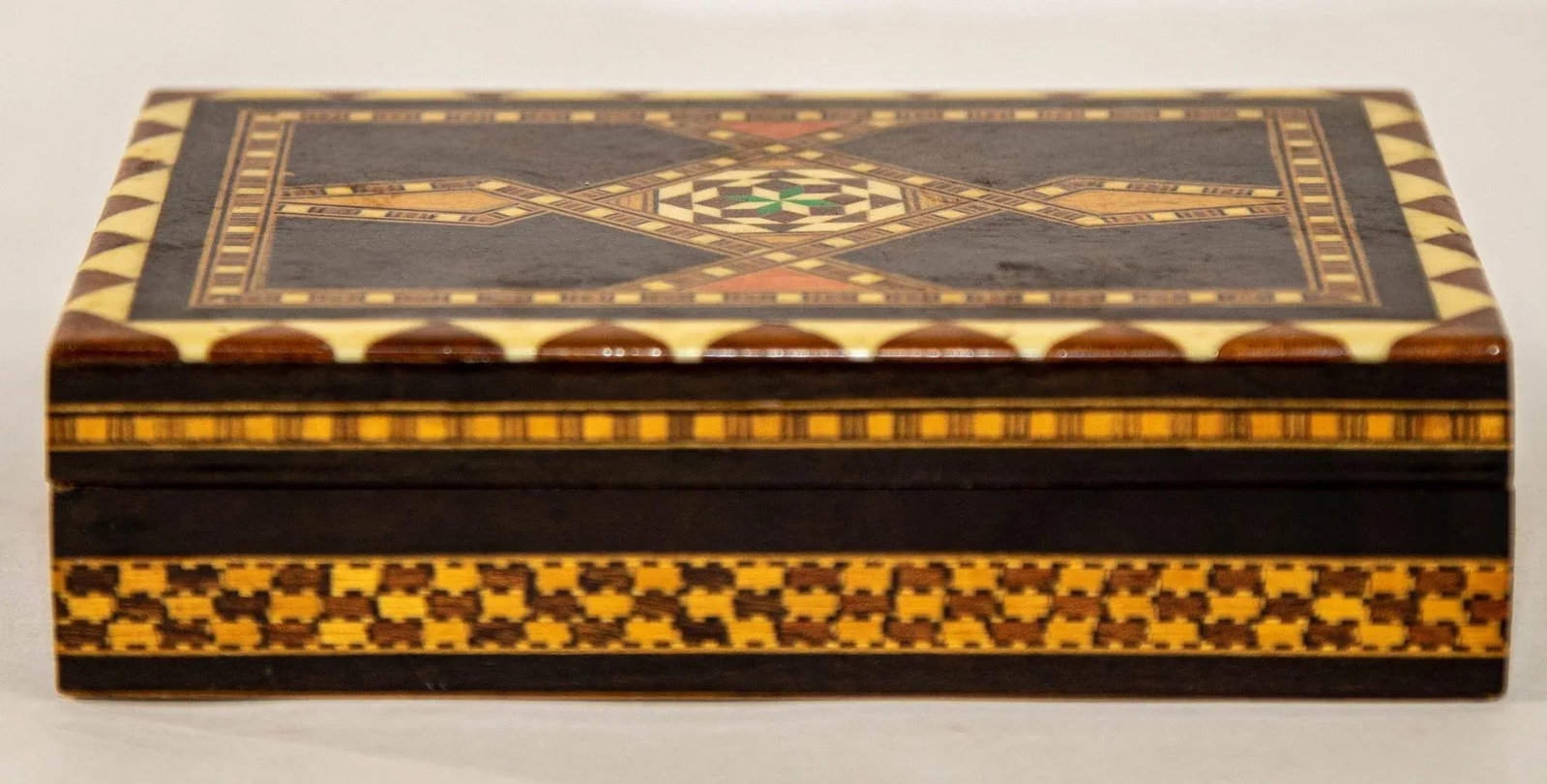 Moorish Spain Inlaid Marquetry Mosaic Box 1950's - 3