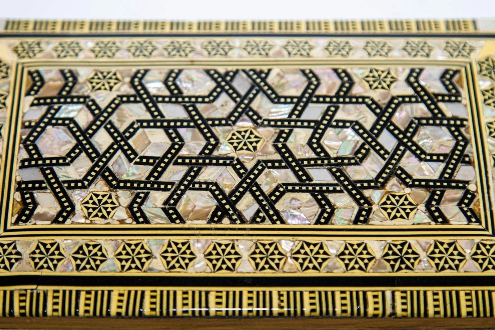 Middle Eastern Moorish Mother of Pearl Inlaid Marquetry Jewelry Box - 4