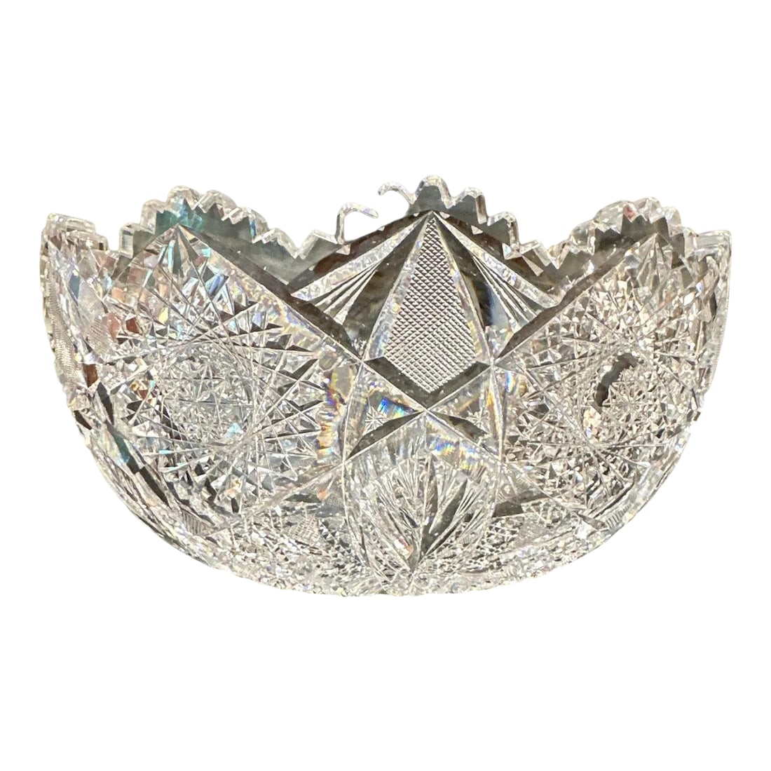 Antique Crystal Glass Serving Bowl American Brilliant Period Shotton Glass Montrose Pattern: Offering an American Brilliant Period serving bowl. Beautiful complete cut-work. This crystal is heavy, clear, and sparkles brilliantly hence its namesake. Produced by renowned Shotton Cut Glass