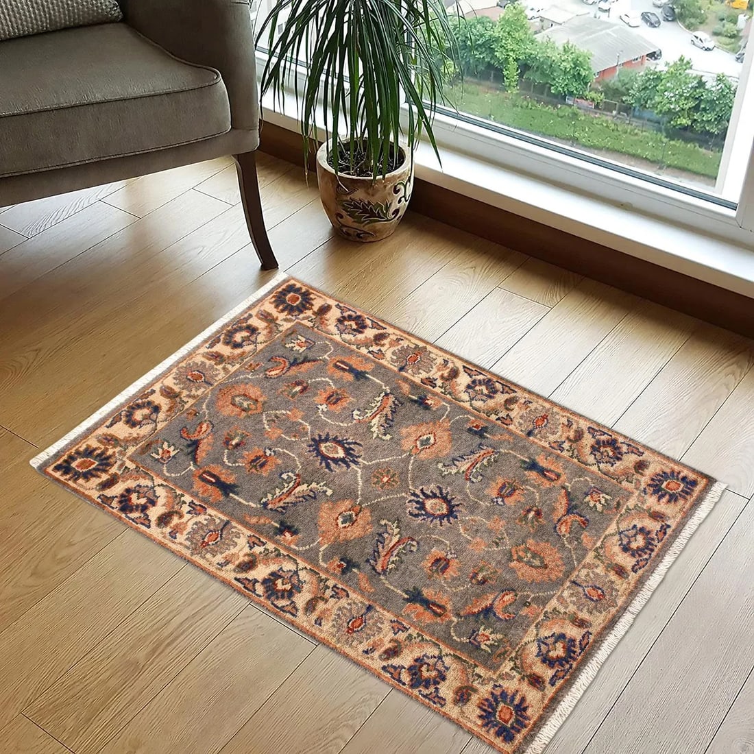 1990s Classic Ziegler Grey Ivory Hand-Knotted Wool Rug - 2'1'' X 2'11'' - 2