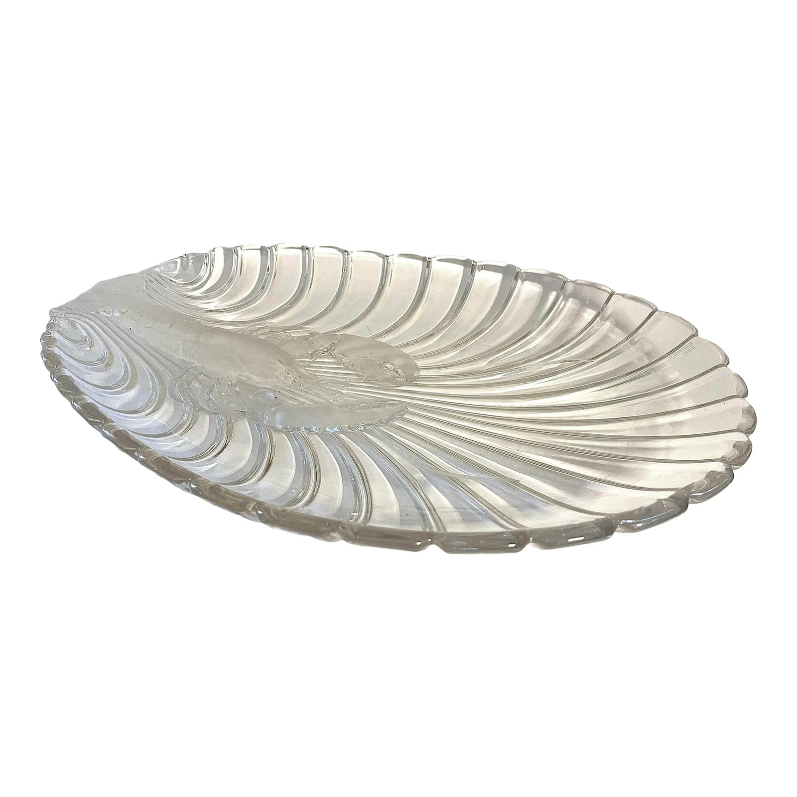 Late 20th Century Mikasa Large Clear Glass Lobster & Sea Shell Themed Serving Platter: This large glass serving dish with detailed lobster design is perfect for entertaining. This would make a great piece for lobster of course, but any seafood fare as well like chilled shrimp cocktail,