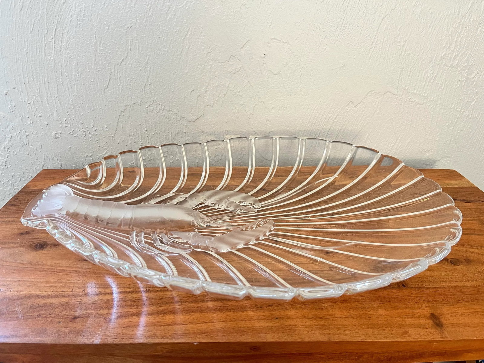 Late 20th Century Mikasa Large Clear Glass Lobster & Sea Shell Themed Serving Platter - 2