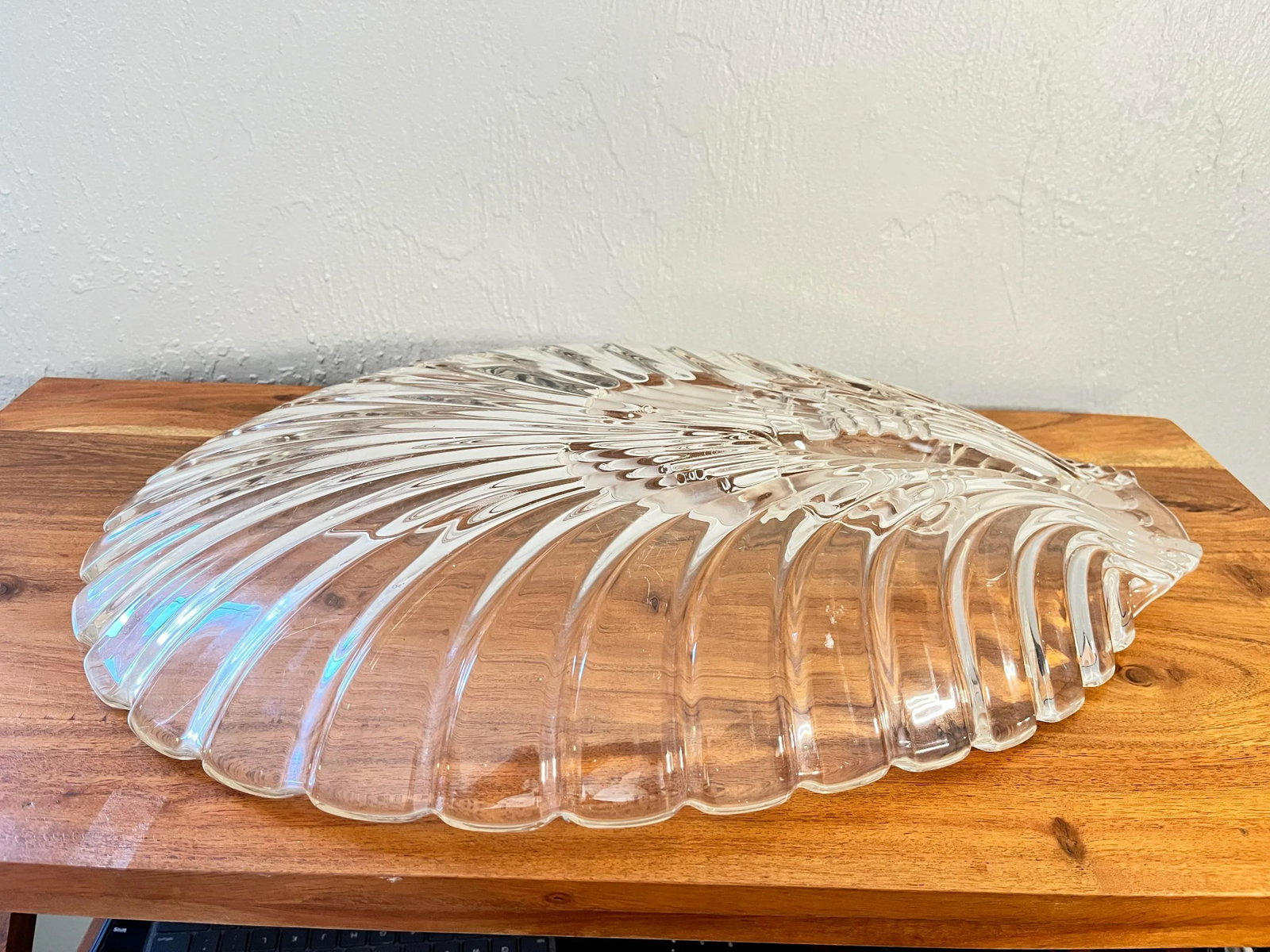 Late 20th Century Mikasa Large Clear Glass Lobster & Sea Shell Themed Serving Platter - 7