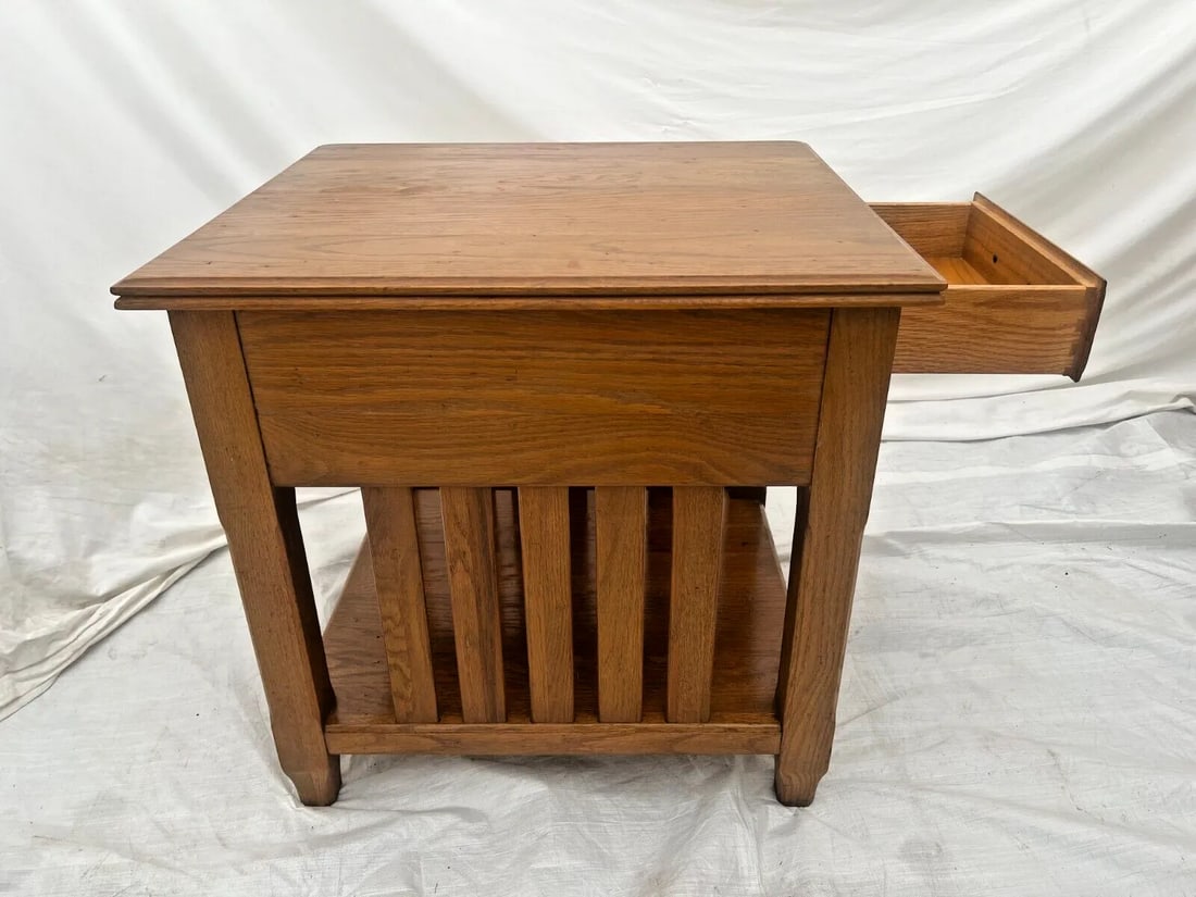 1990s Ethan Allen Side Table Nightstand Oak Drawer Shelf American Artisan #19-8603 - 4