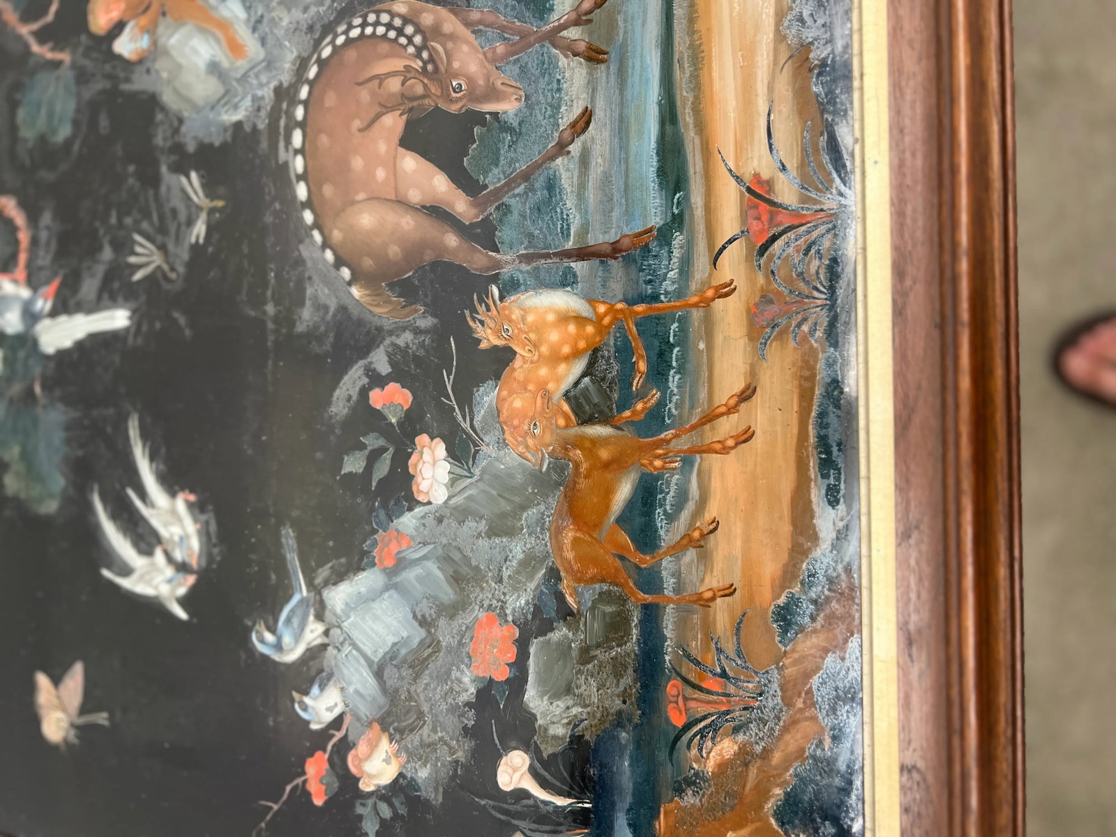 Early Chinese Export Reverse Glass Painting Depicting Deer, Monkeys & Wildlife Qing Dynasty - 4