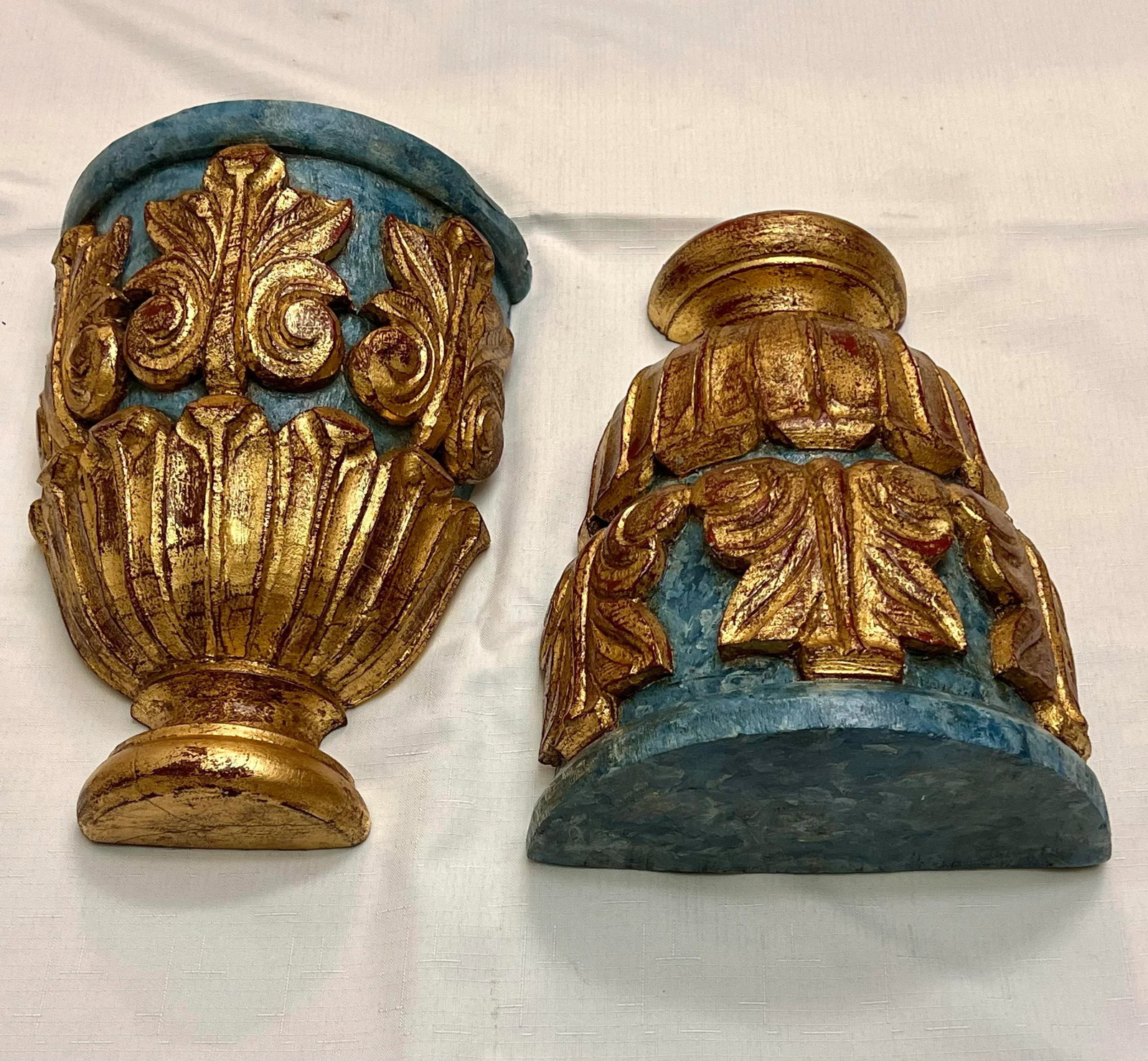 Vintage Italianate Style Parcel Hand Gilt Wood and Faux Marble Wall Brackets Newly Painted - A Pair - 2