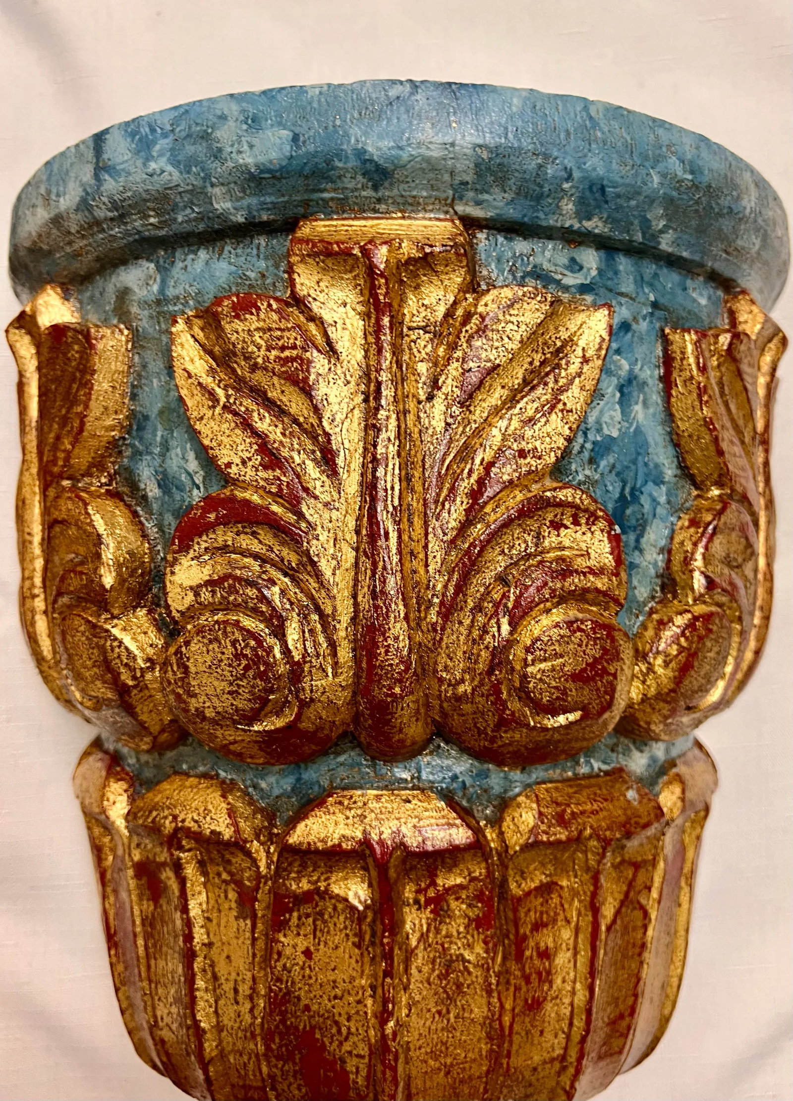 Vintage Italianate Style Parcel Hand Gilt Wood and Faux Marble Wall Brackets Newly Painted - A Pair - 5