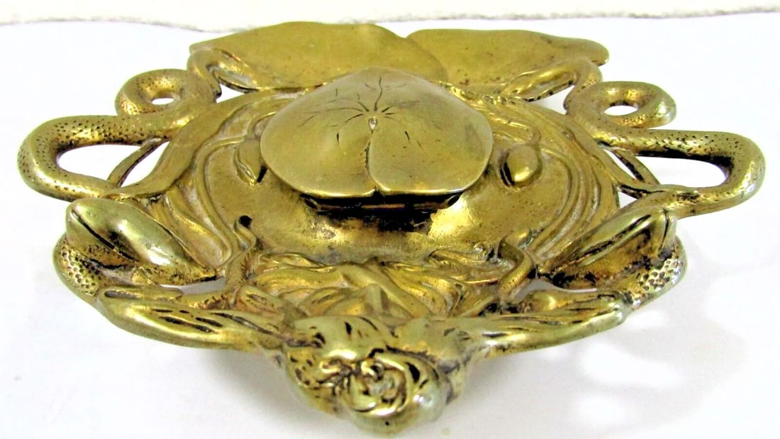 Antique Art Nouveau Bronze Inkwell Signed Geschutzt Woman, Snakes and Lily Pads - 5
