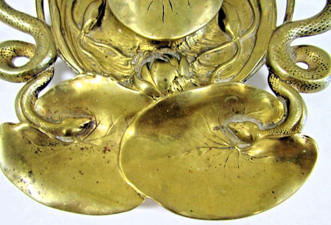Antique Art Nouveau Bronze Inkwell Signed Geschutzt Woman, Snakes and Lily Pads - 9