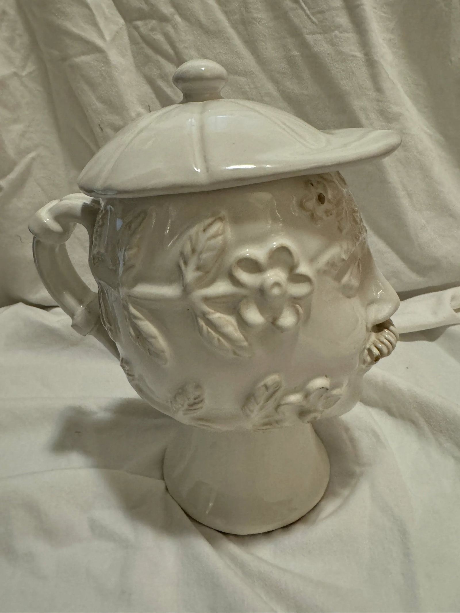 J. Sanches Lisbon Vintage Lidded Figural Pitcher - 4