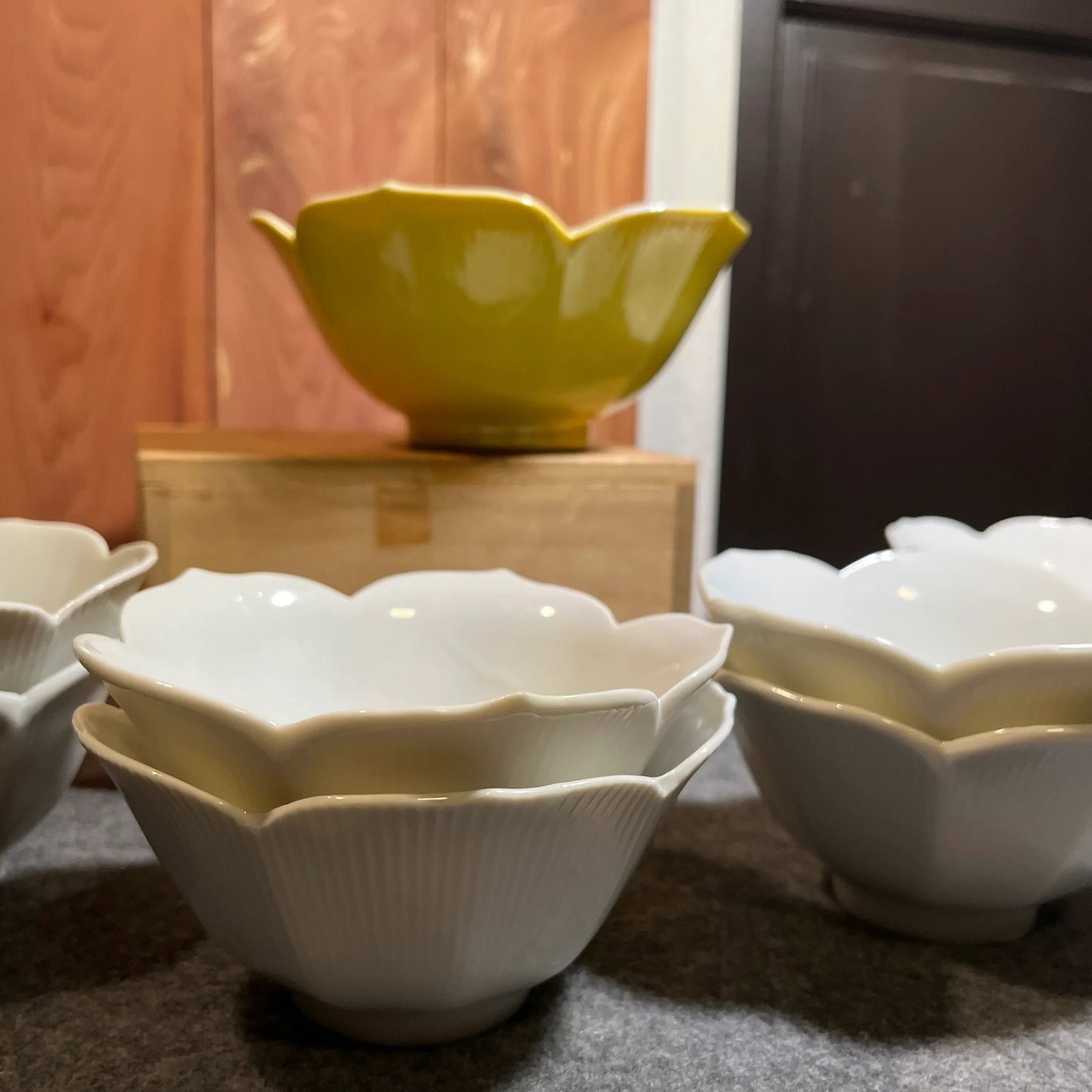 Mid 20th Century Vintage Lotus Bowls, Japan- 9 Pieces - 2