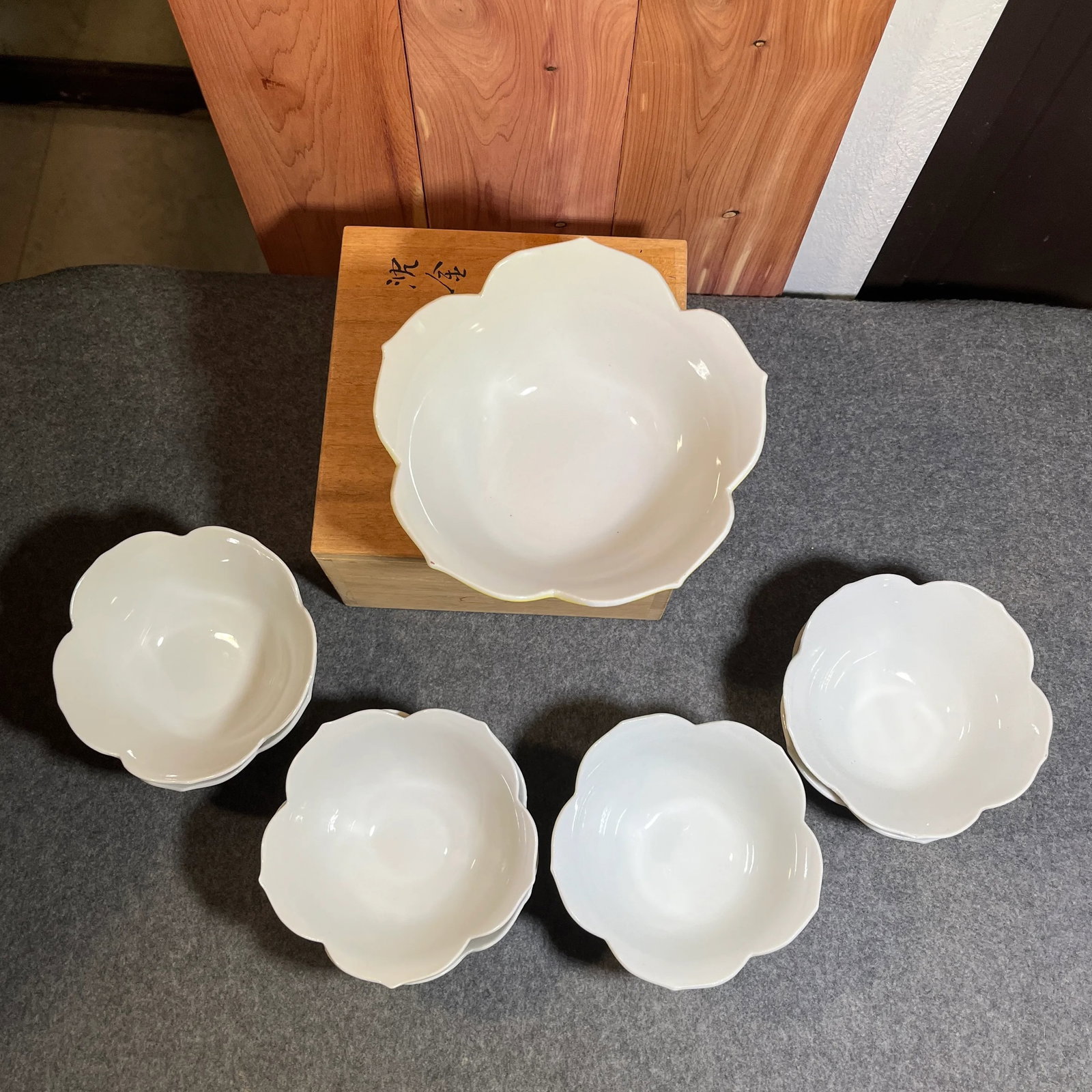 Mid 20th Century Vintage Lotus Bowls, Japan- 9 Pieces - 3