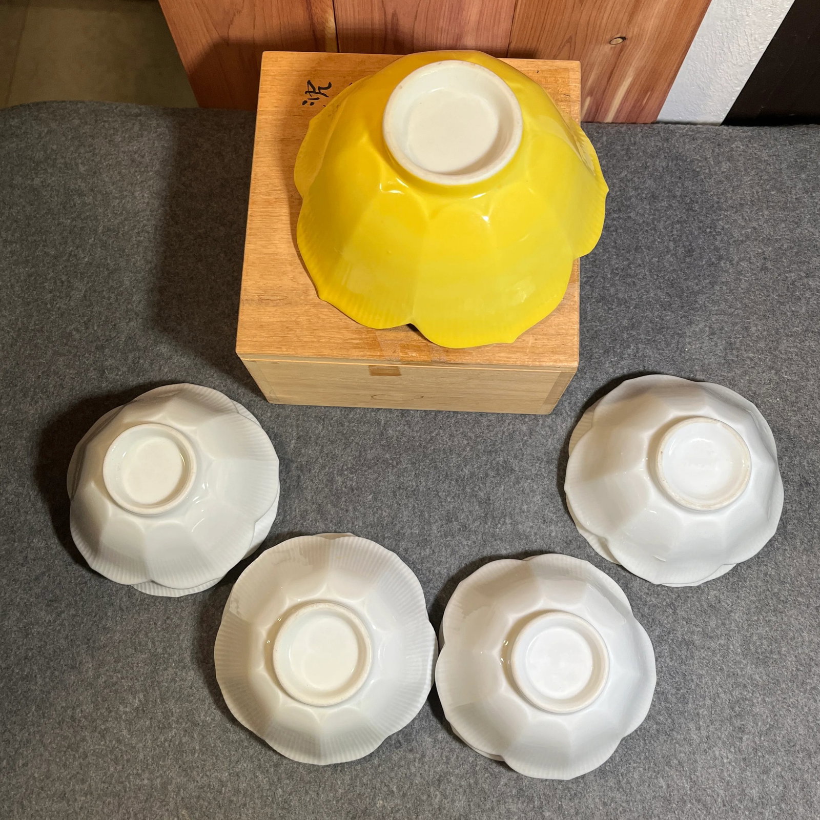 Mid 20th Century Vintage Lotus Bowls, Japan- 9 Pieces - 4