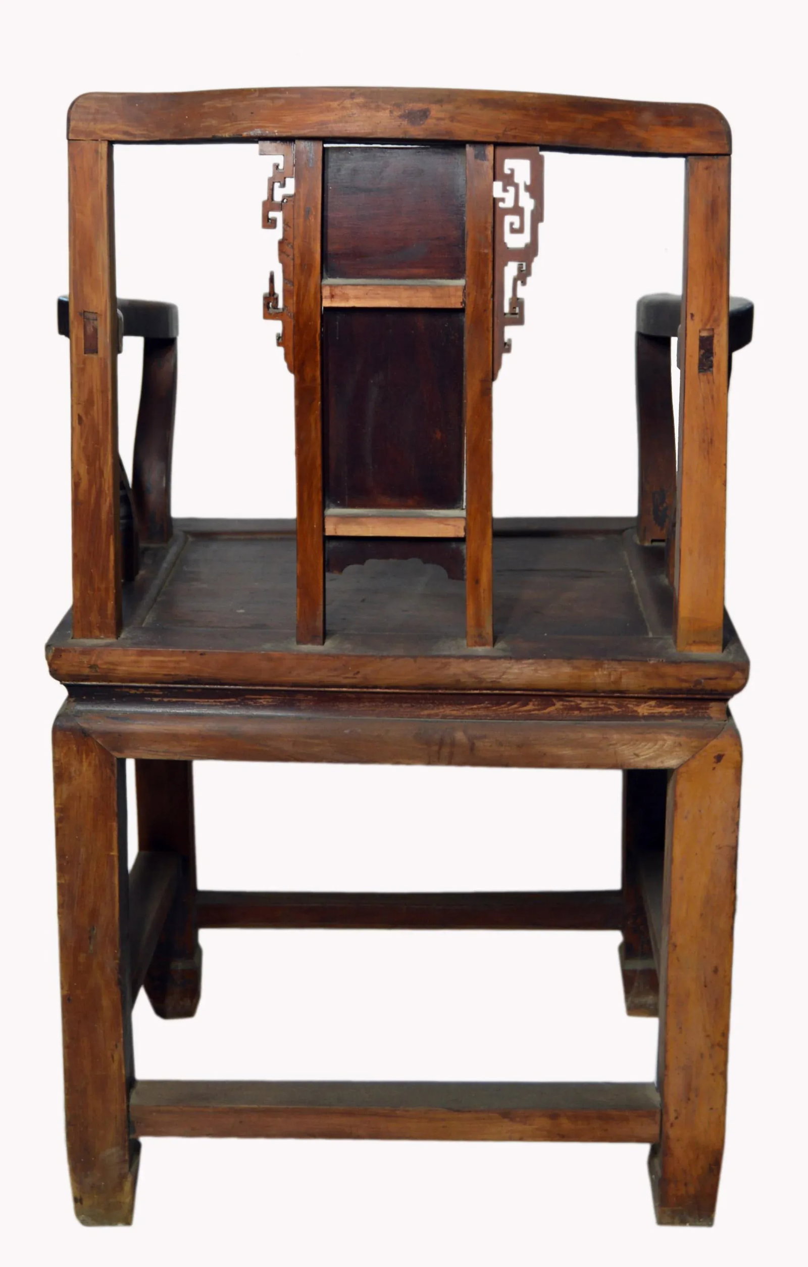 Chinese Yumu Official's Chair With Hand-Carved Splat and Fretwork - 8