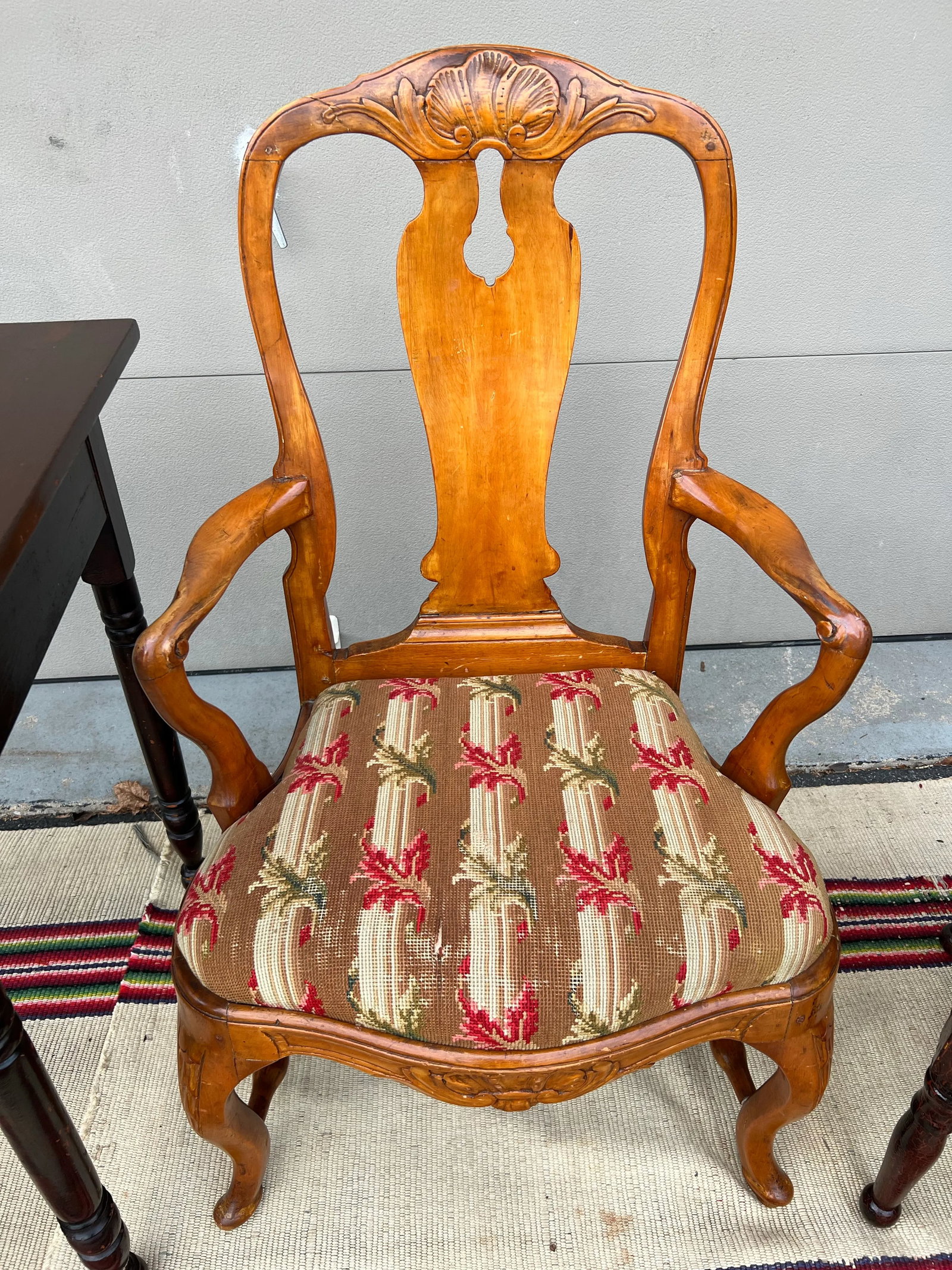 Antique Country French Provincial Carved Armchair, 18th Century - 3