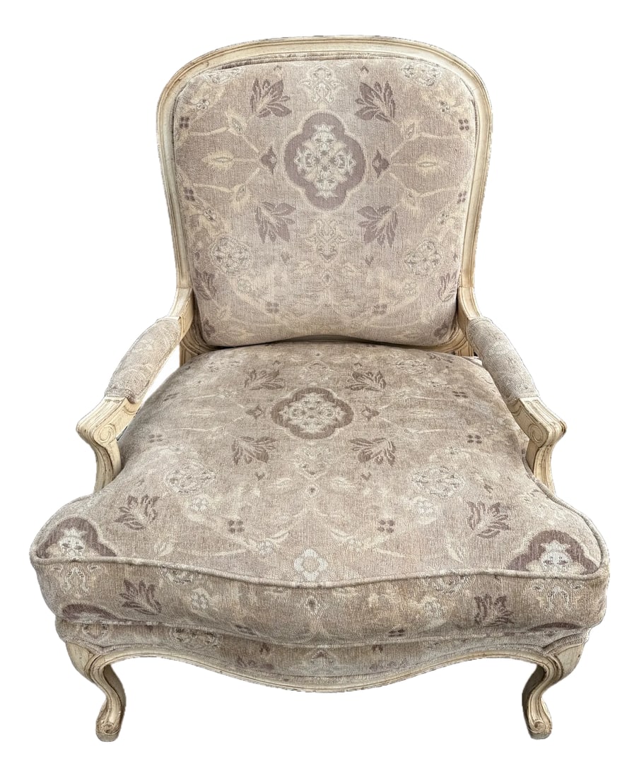 Drexel Heritage Bergere Chair: Drexel Heritage Bergere Chair This arm chair is part of the Heritage Collection by Drexel Heritage. It is in the Louis XV style and is neutral enough to fit with nearly any decor. The bottom cushion