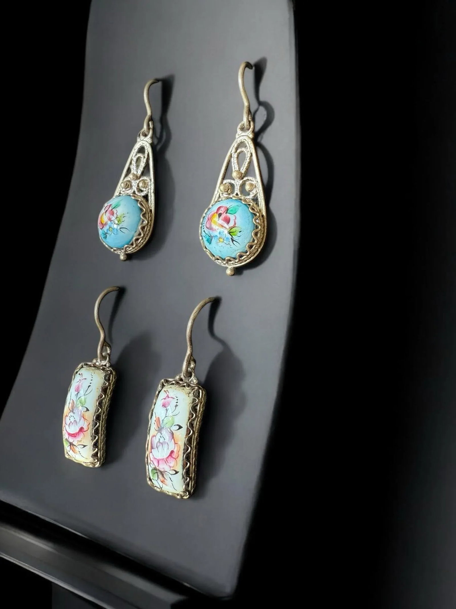 Late 20th Century Vintage Hand Painted European Folk Art Filigree Drop Earrings, A Pair - 4
